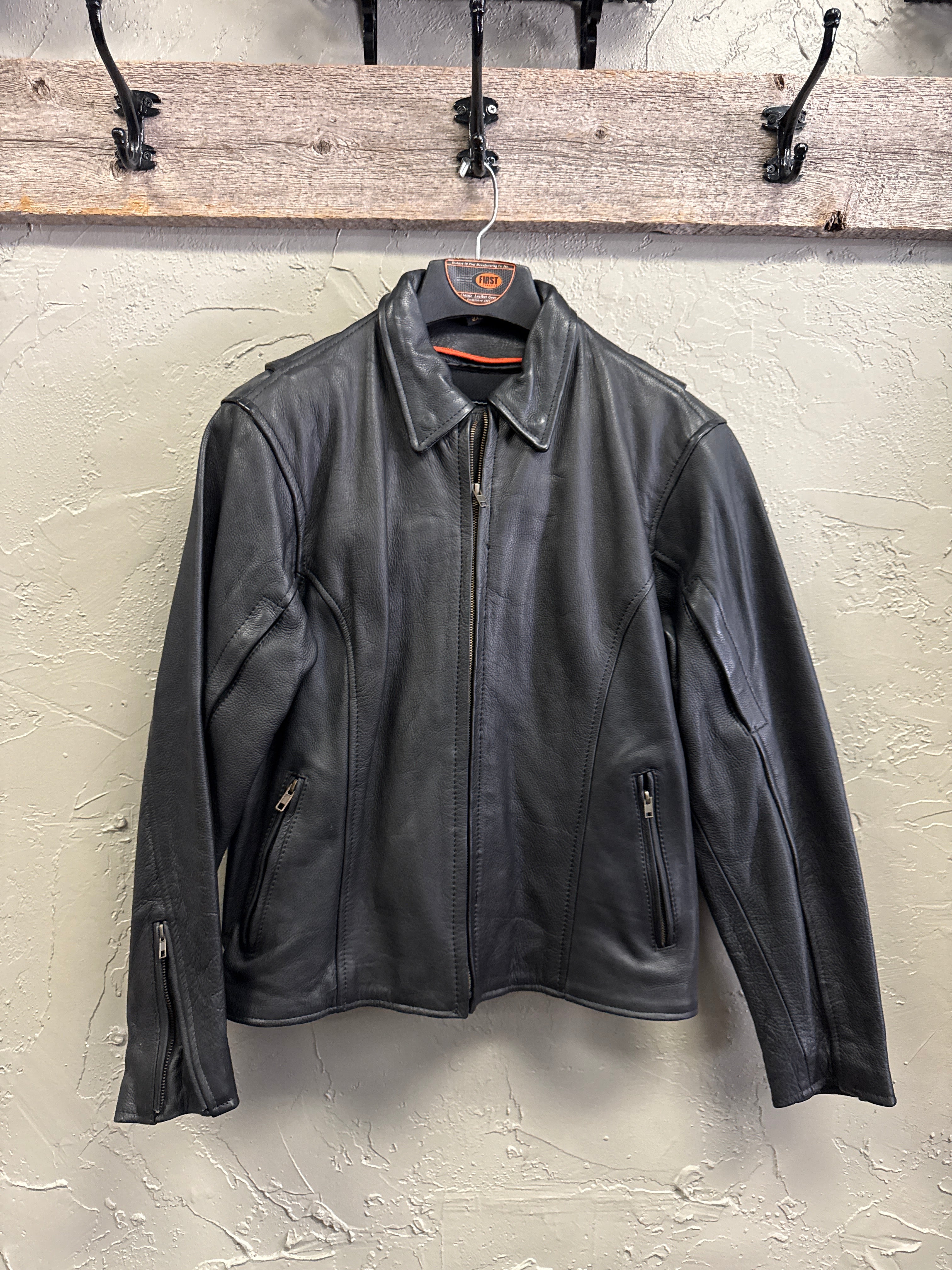 NWOT UNIK LEATHER JACKET