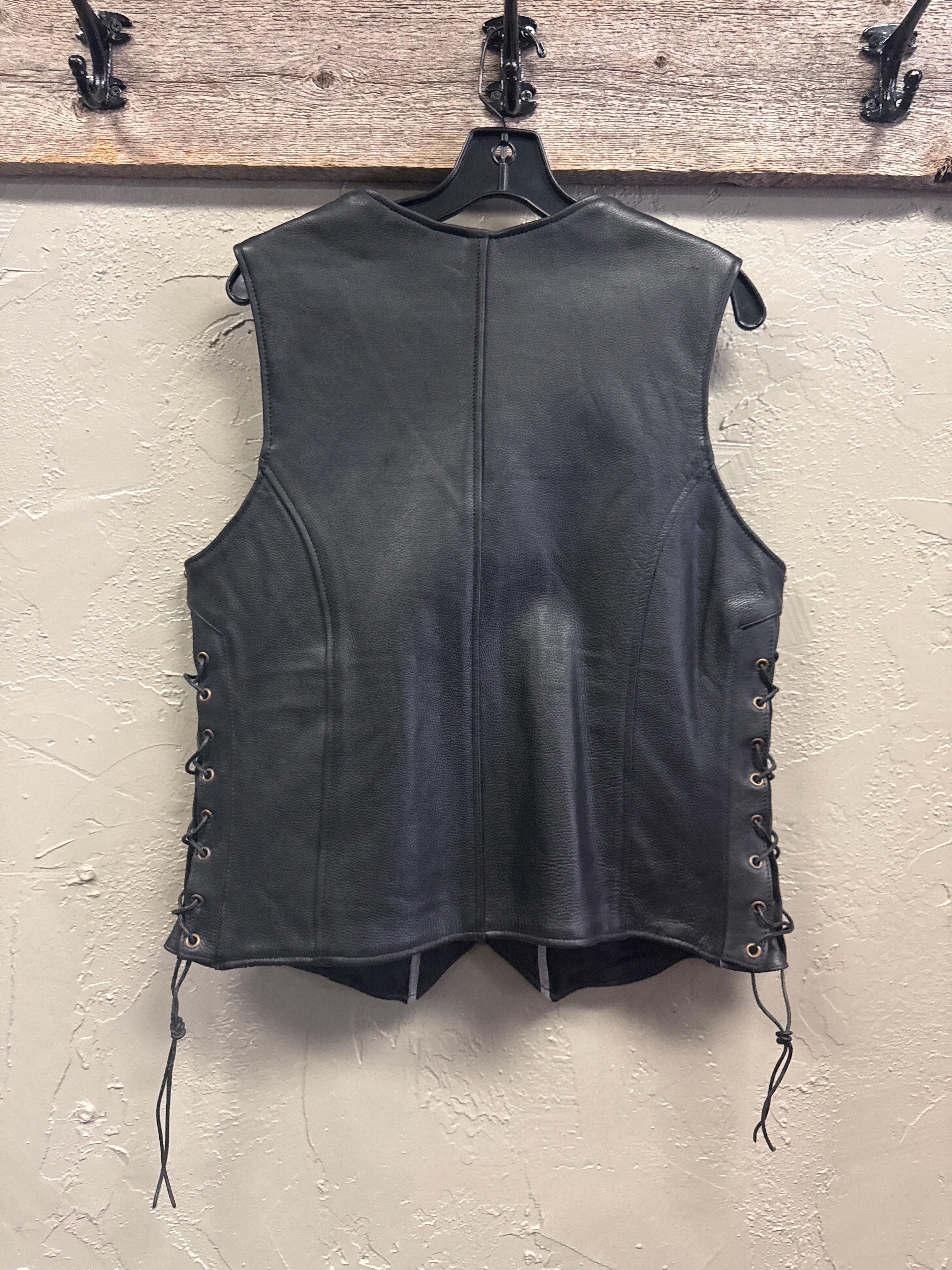 NWT UNIK WOMENS LEATHER VESTS (org$399)