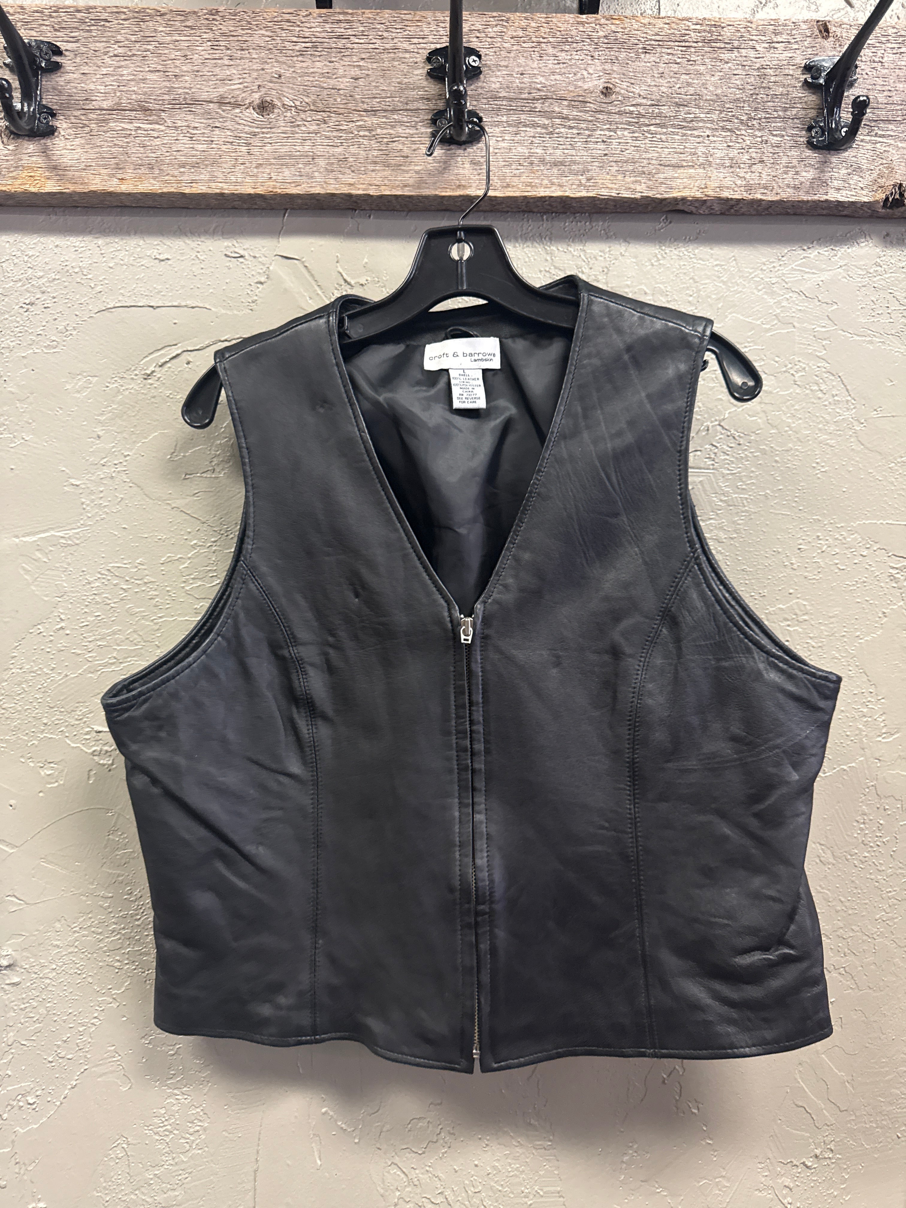 VTG CROFT & BARROW LAMB VEST