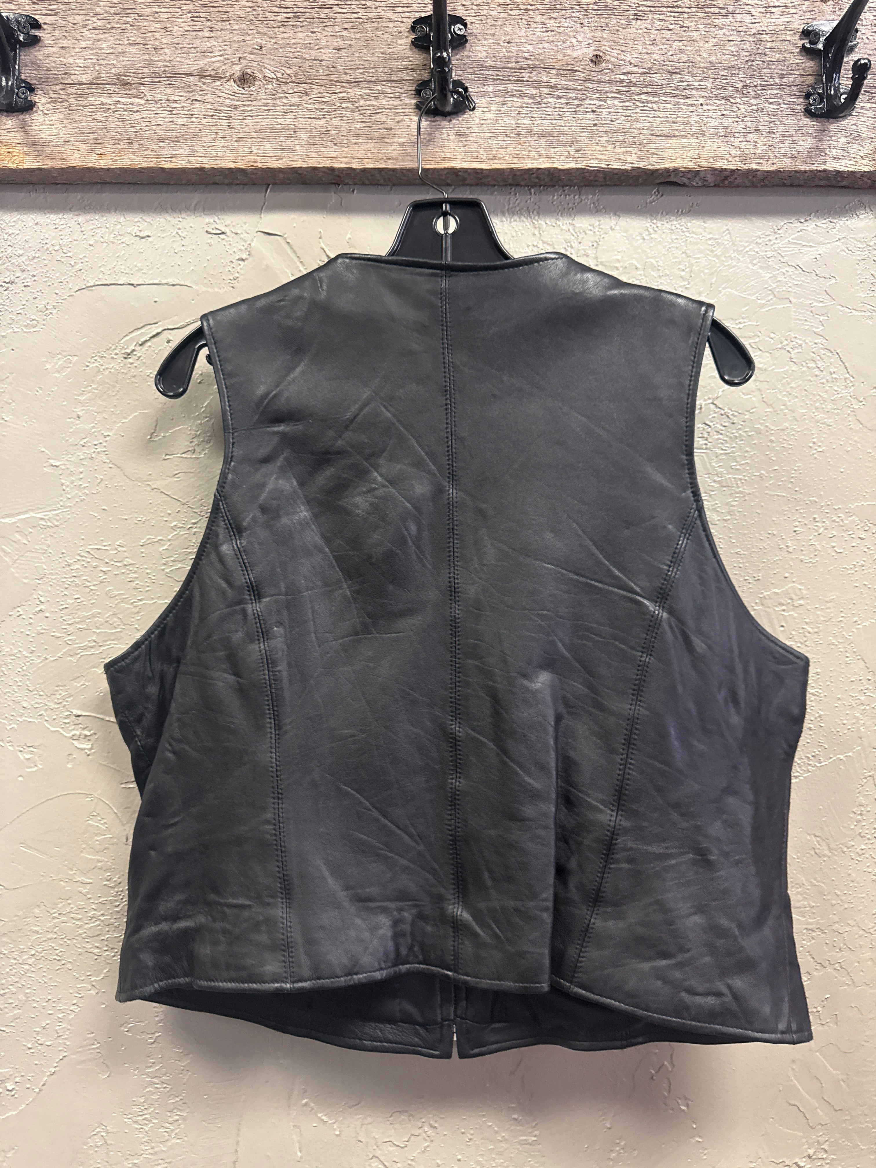 VTG CROFT & BARROW LAMB VEST