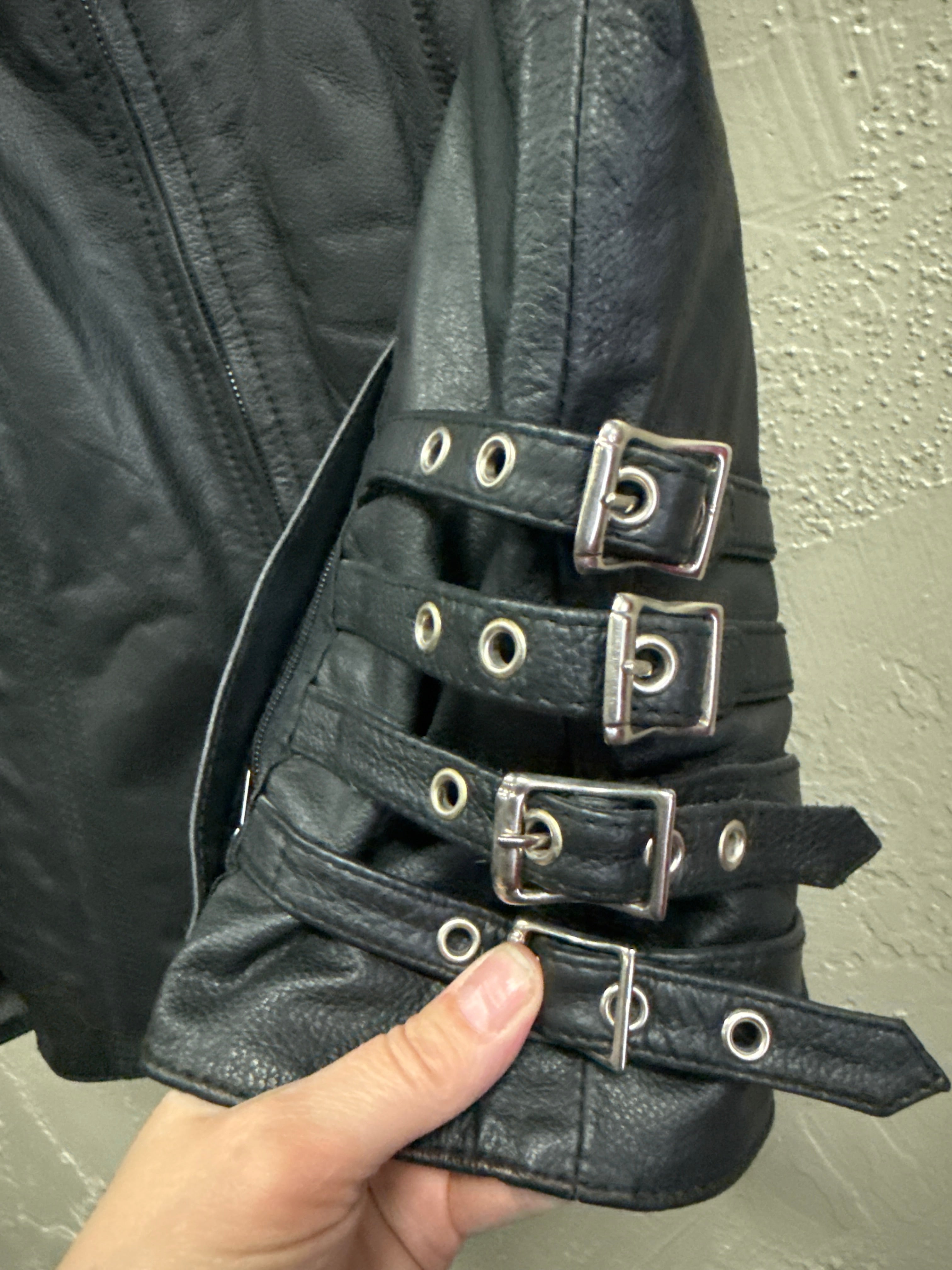 NWT WOMENS FIRST CLASSICS VEST (org$175)