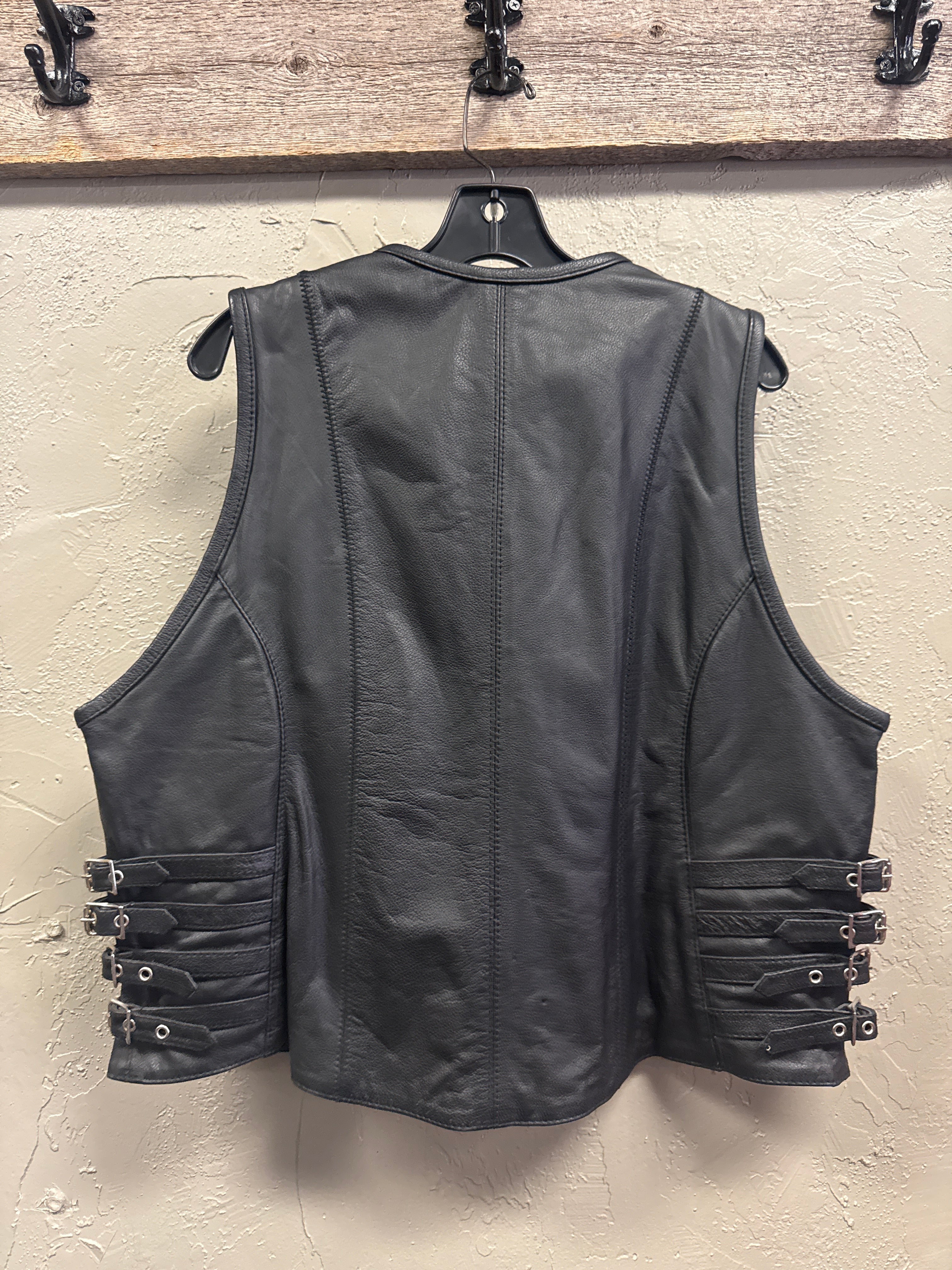 NWT WOMENS FIRST CLASSICS VEST (org$175)