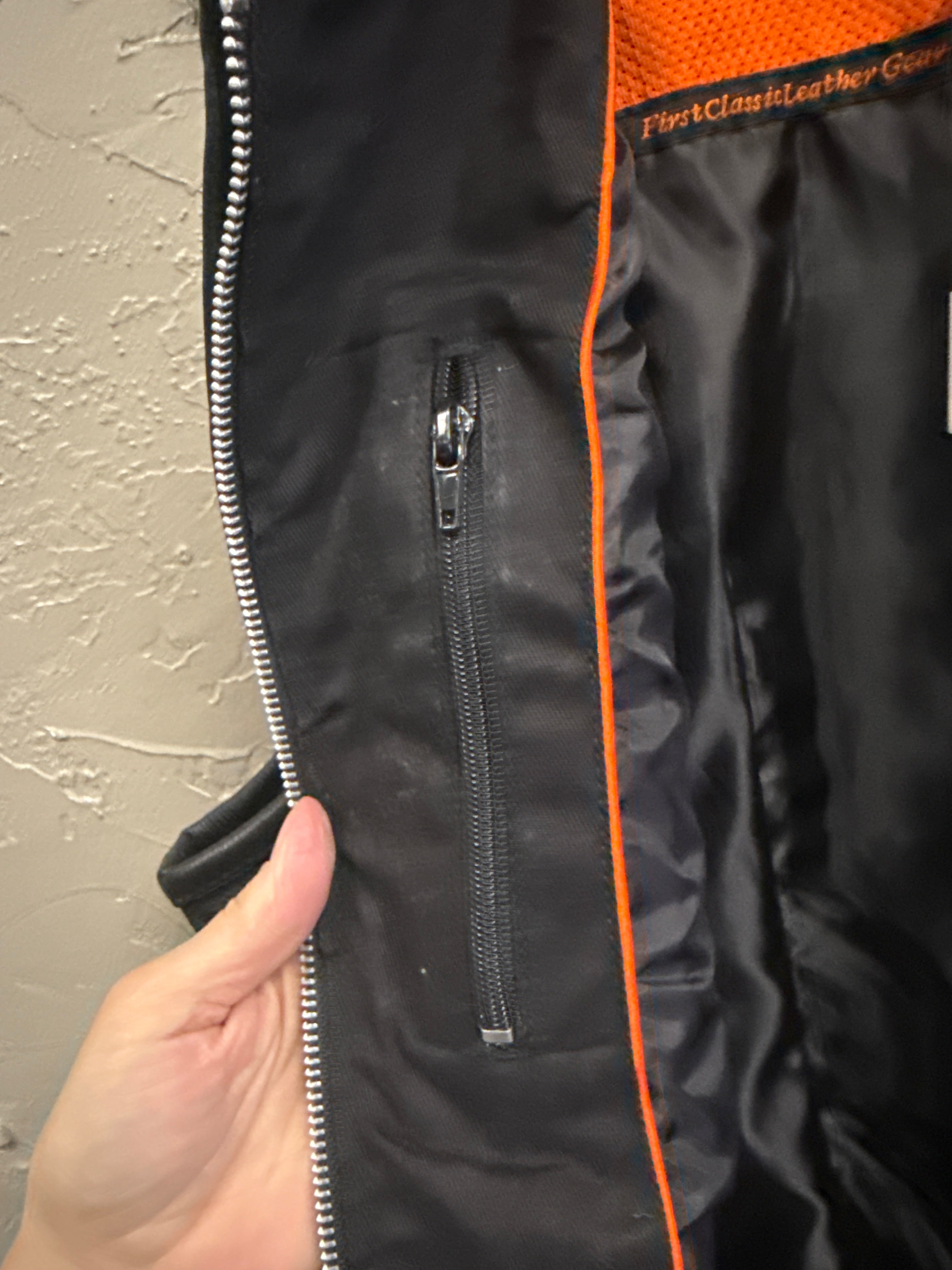 NWT WOMENS FIRST CLASSICS VEST (org$175)