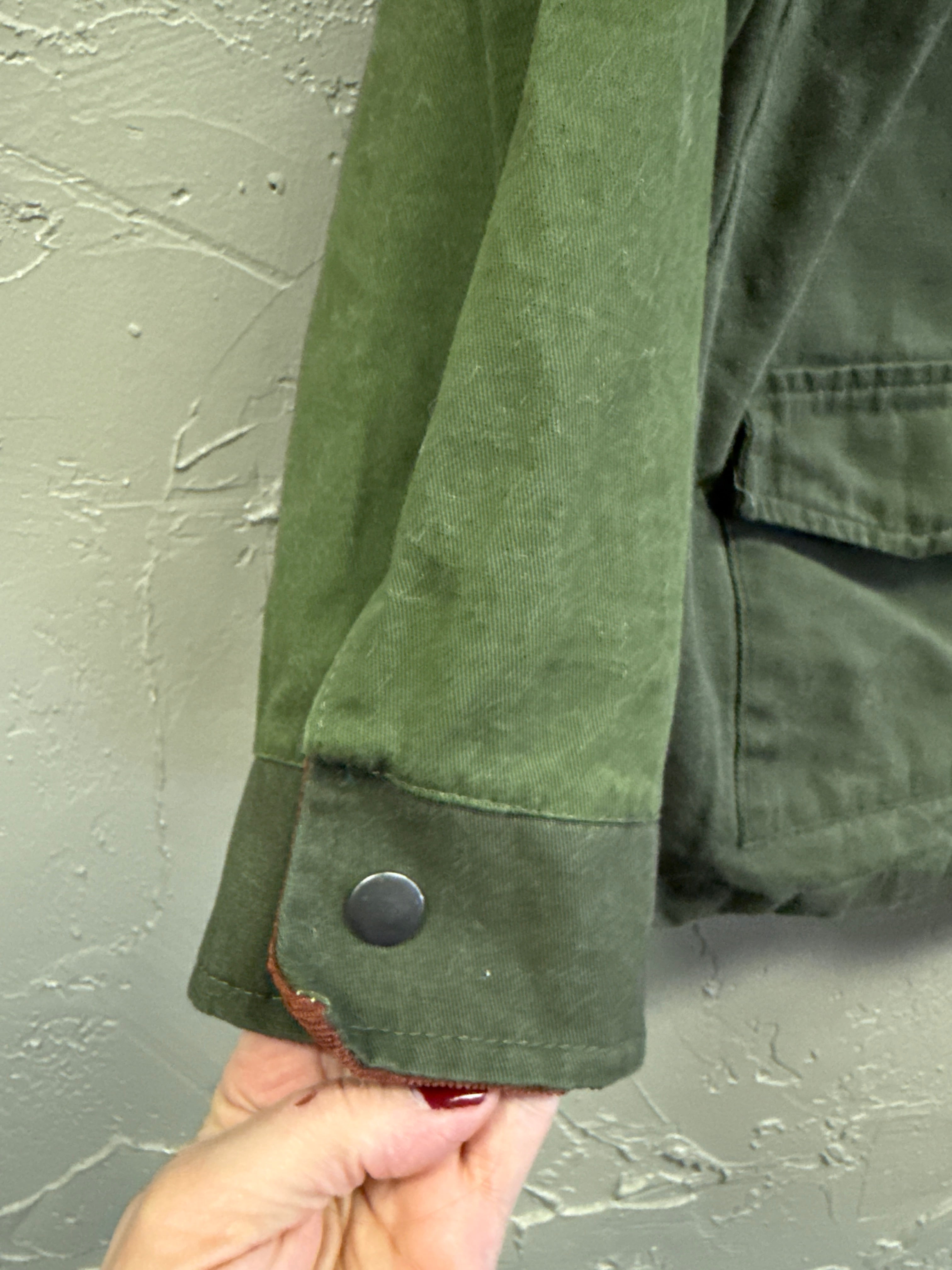 *TRI-TONE BARN COAT