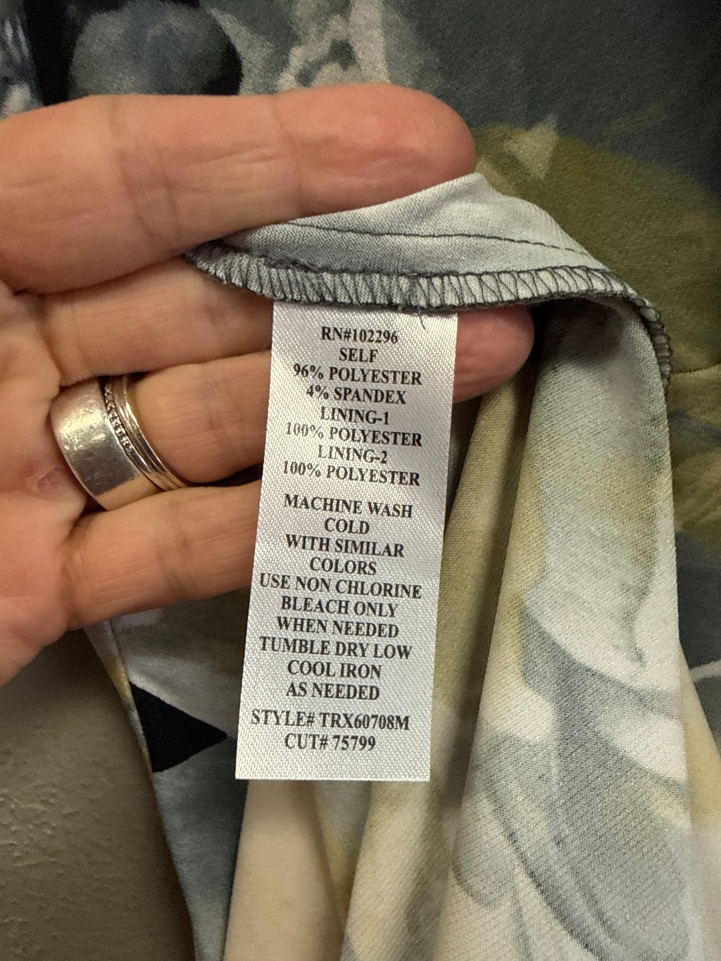 NWT CONNECTED APPAREL SHEATH DRESS (org$80)