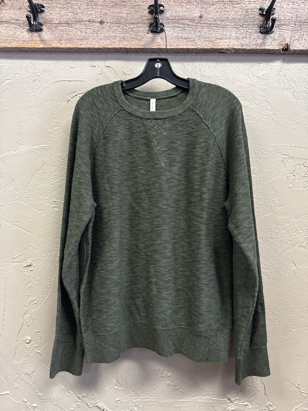 NWT NITAGUT CREWNECK PULLOVER