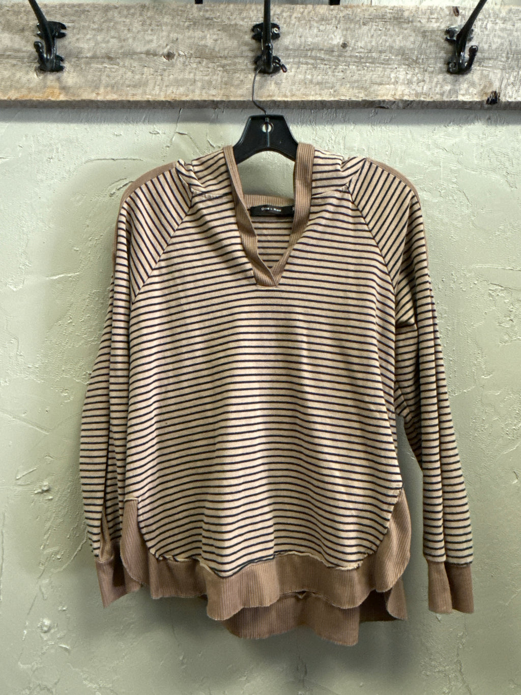 DOE & RAE STRIPED PULLOVER