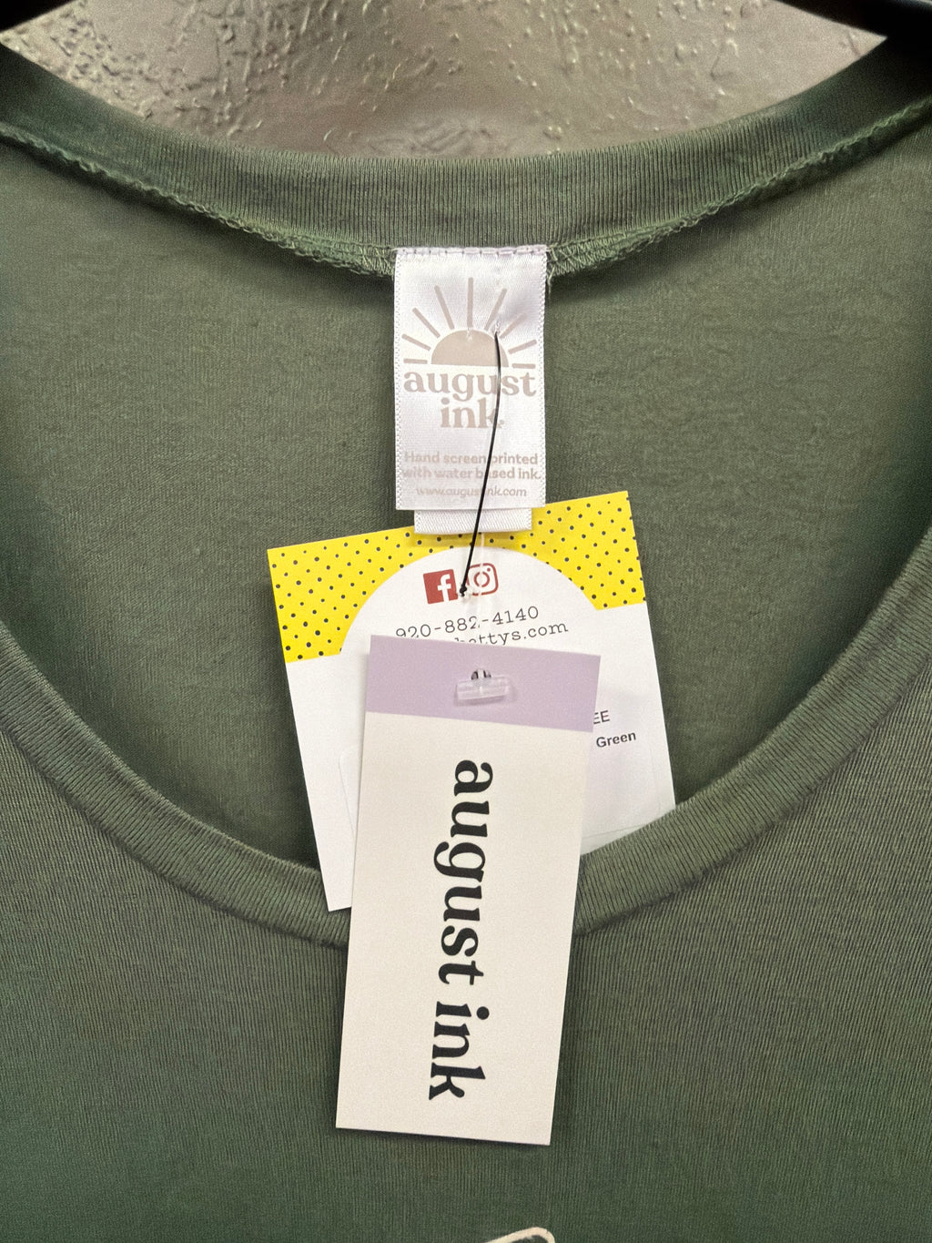 NWT AUGUST INK “LUCKY” TEE