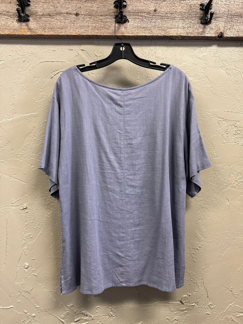 NWT TENDENCY DAISY SHIRT