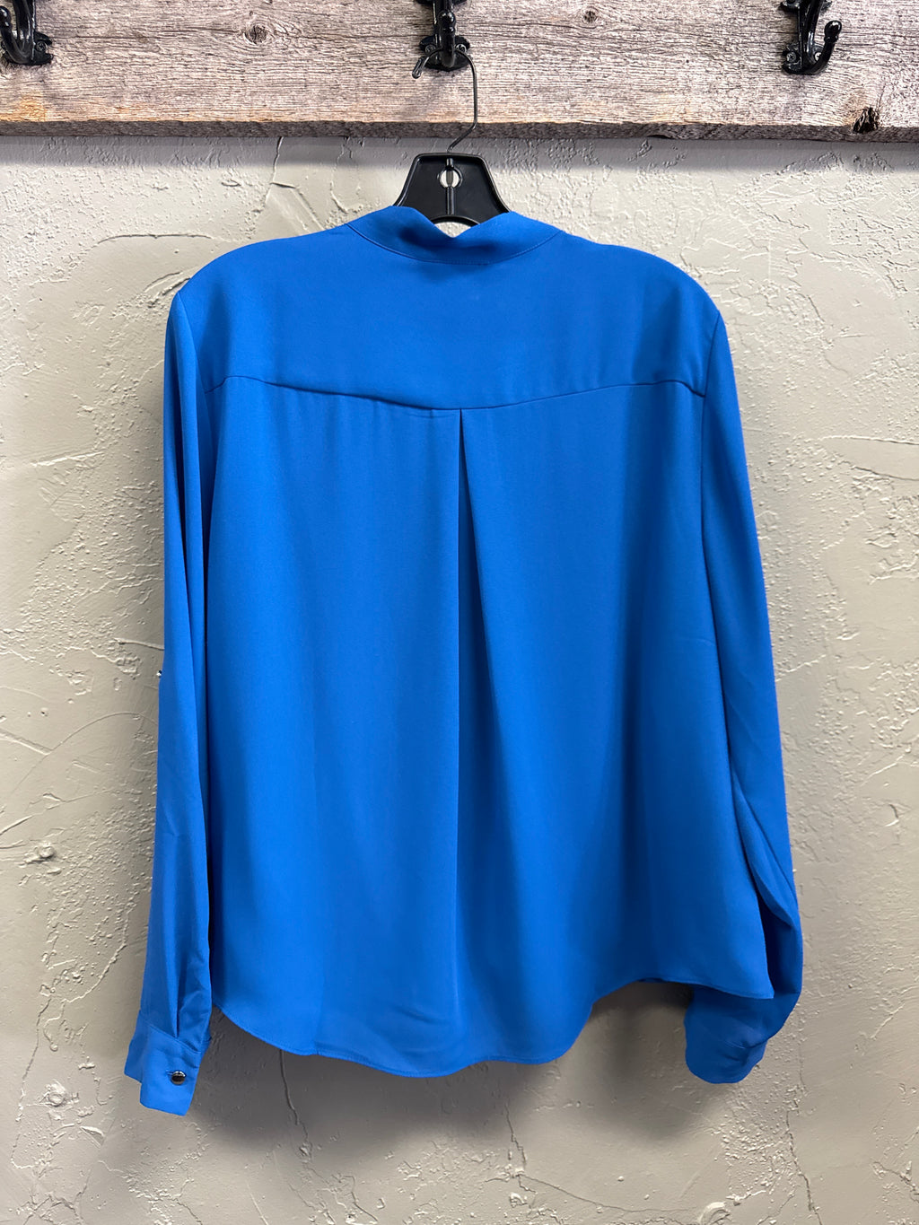 NWT ALFANI TIE-NECK BLOUSE (org$70)