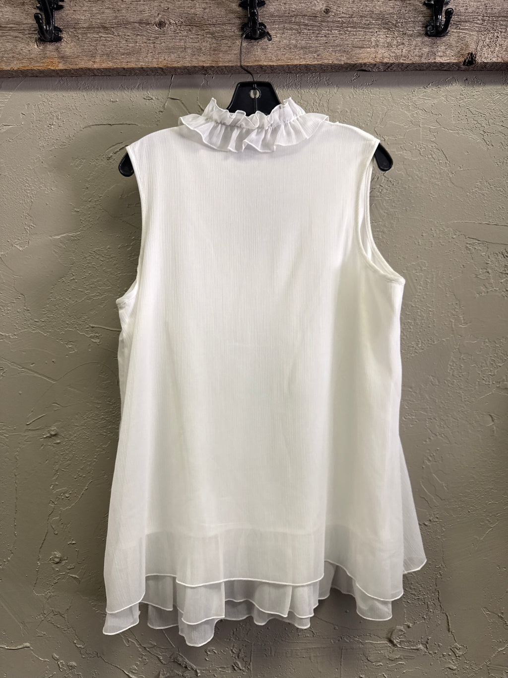 NWOT Marc Bouwer Sleeveless Top