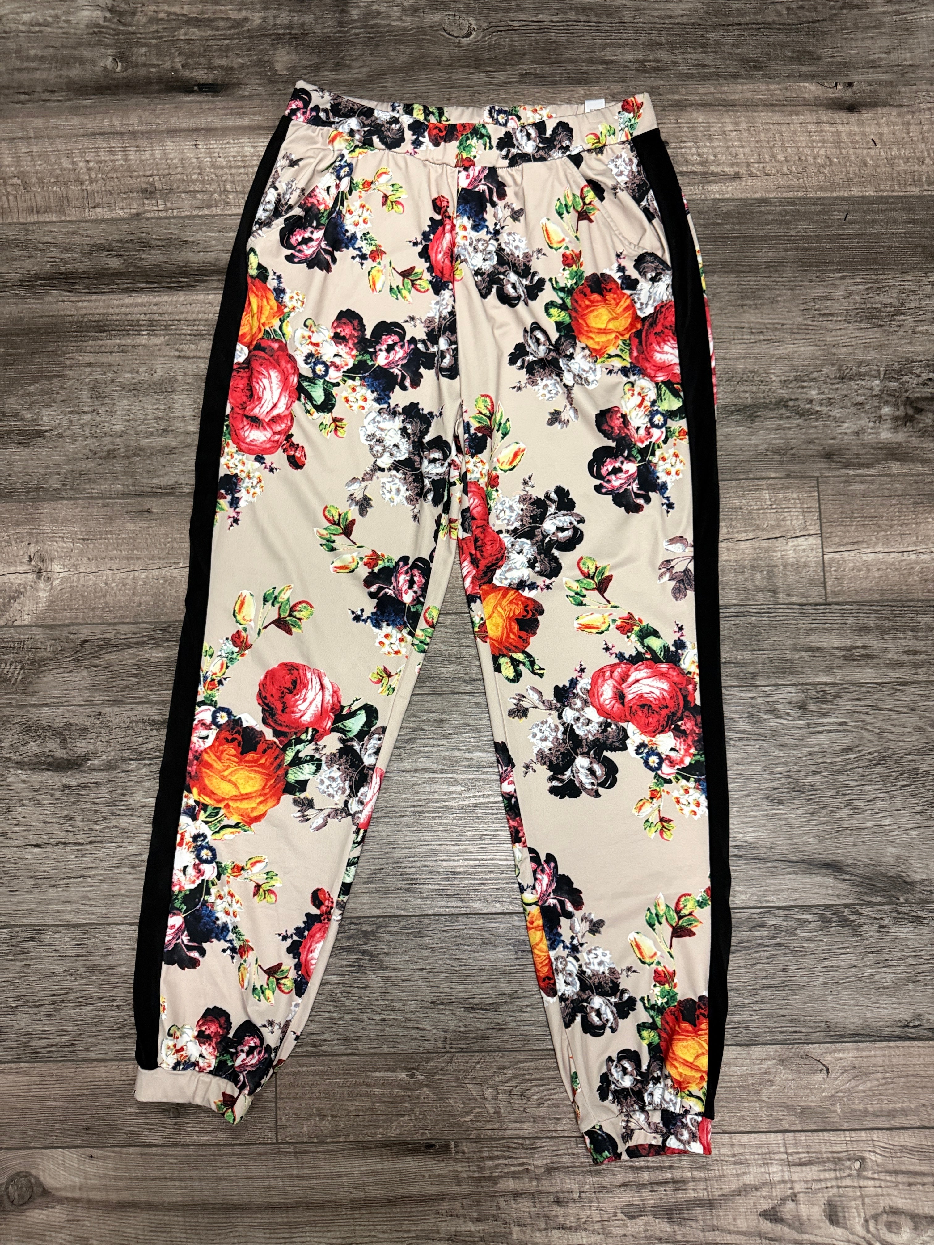 NWOT Kate & Mallory Floral Joggers