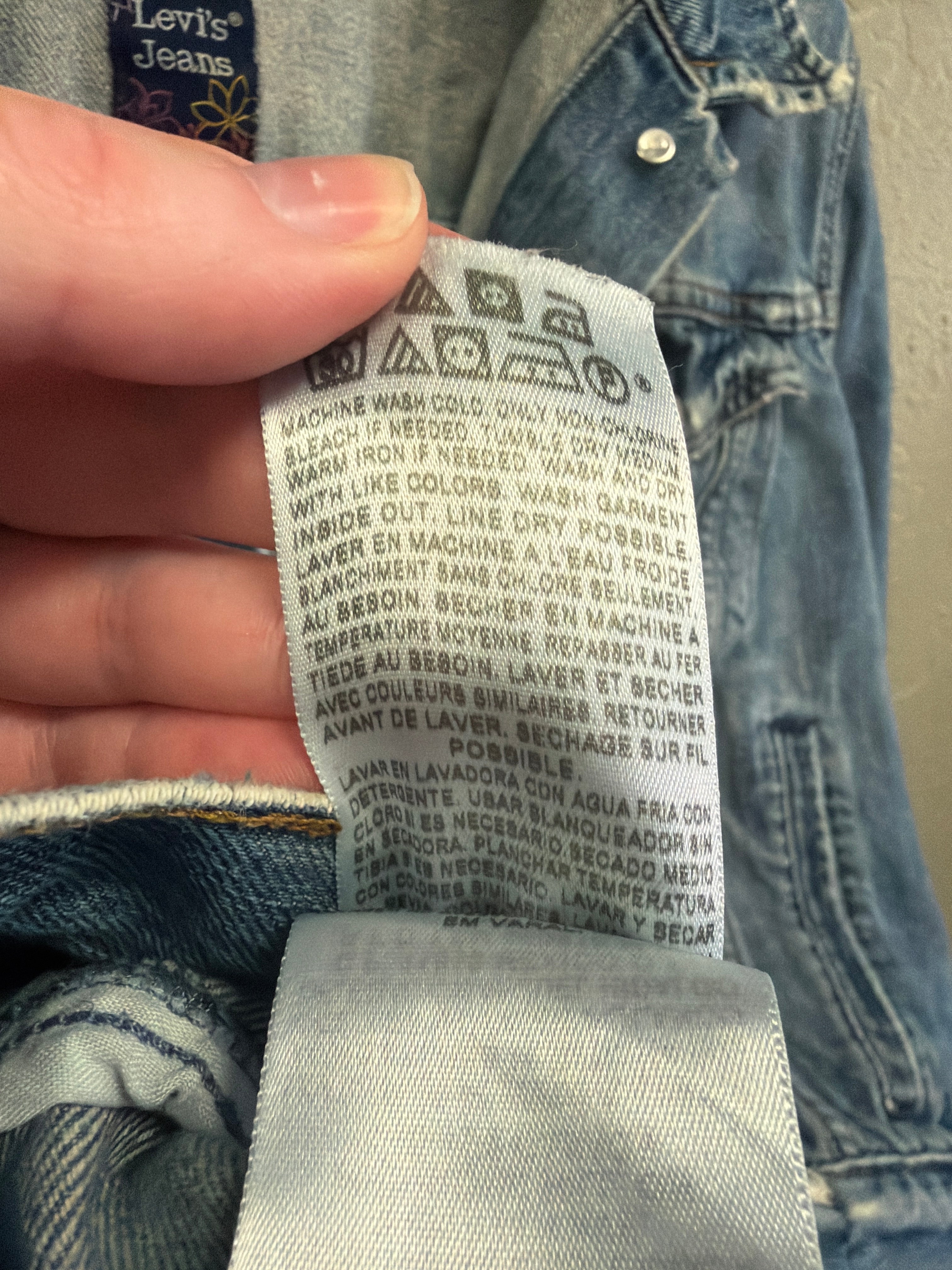 Vtg Y2K Levis Denim Jacket