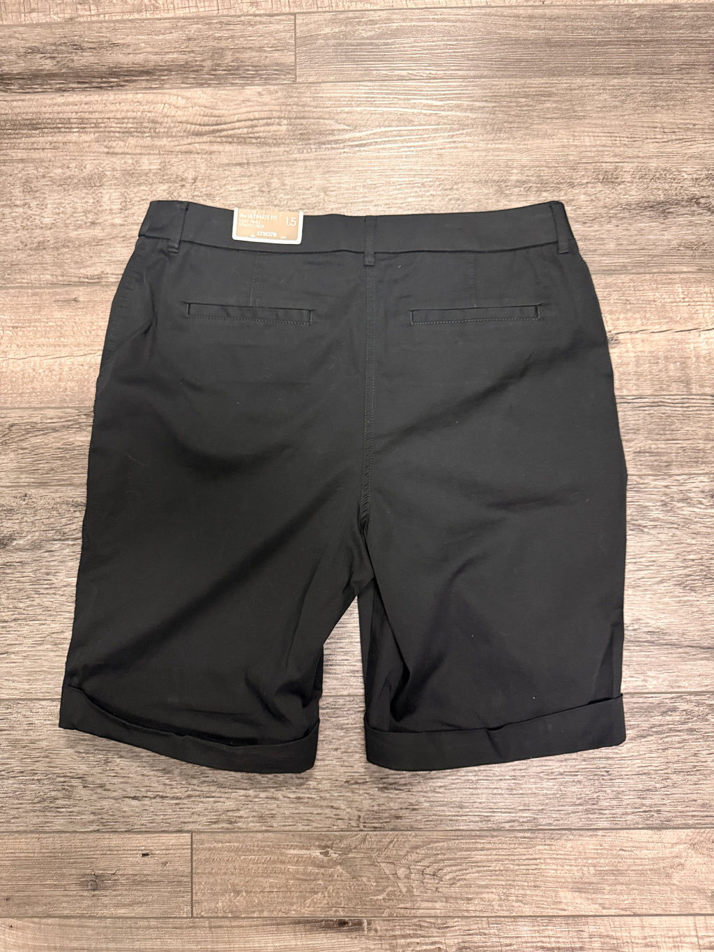 NWT Chicos Utility Slim Short (org$70)