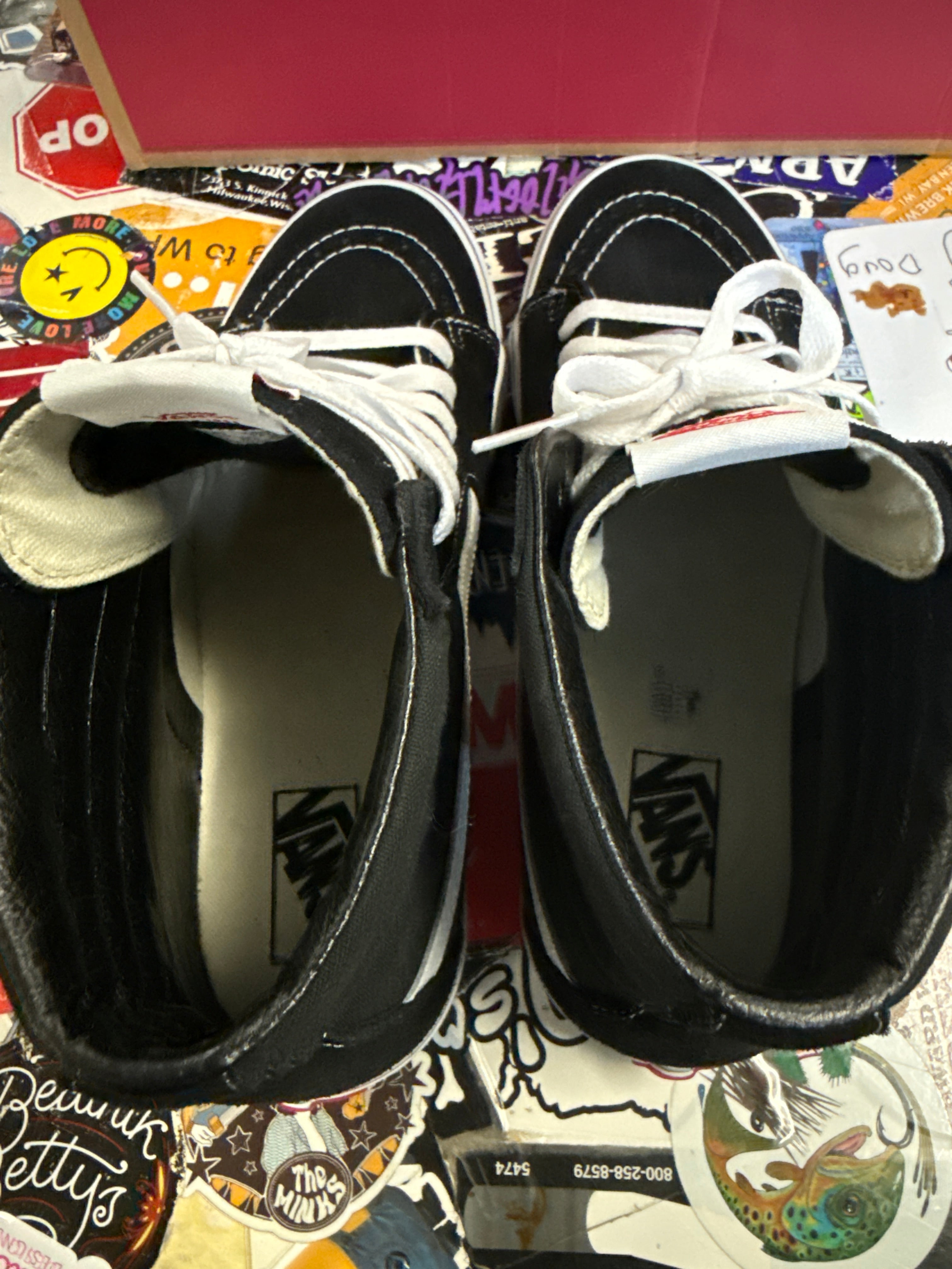 NIB Vans Sk8-Hi Sneakers (org$85)