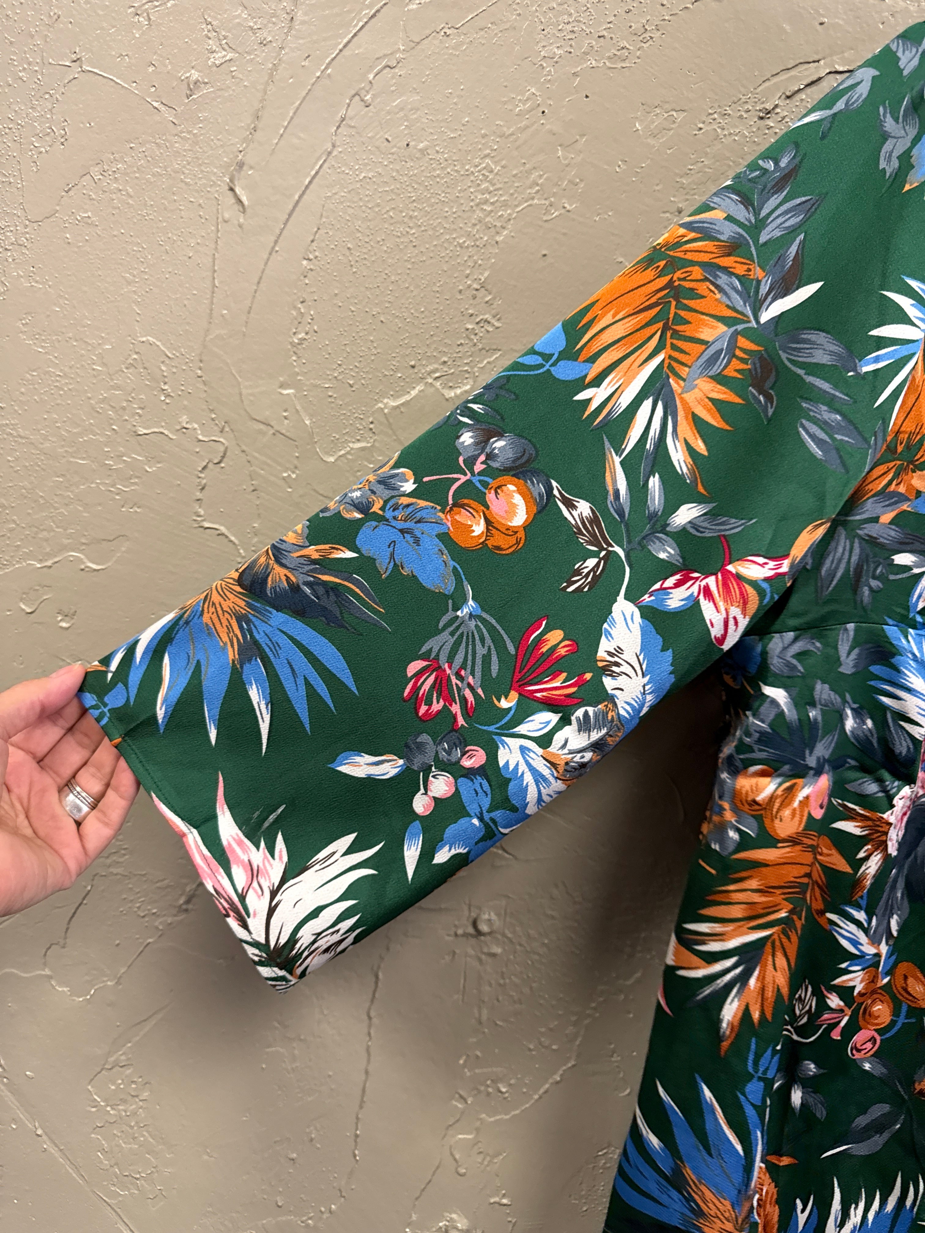NWOT mod/x Tropical Print Tunic (org$48)
