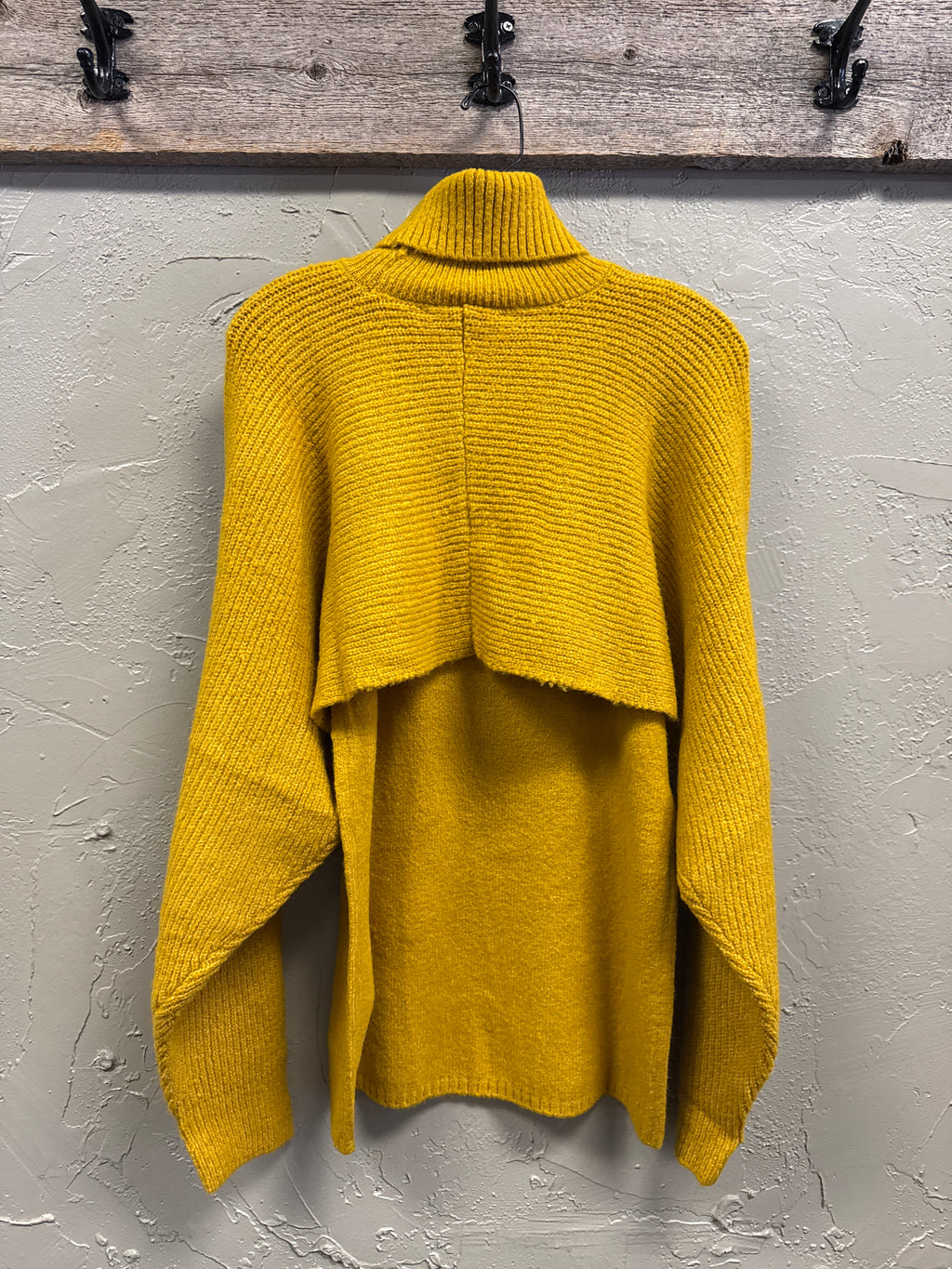 NWOT Kate & Mallory Sweater Set (org$79)