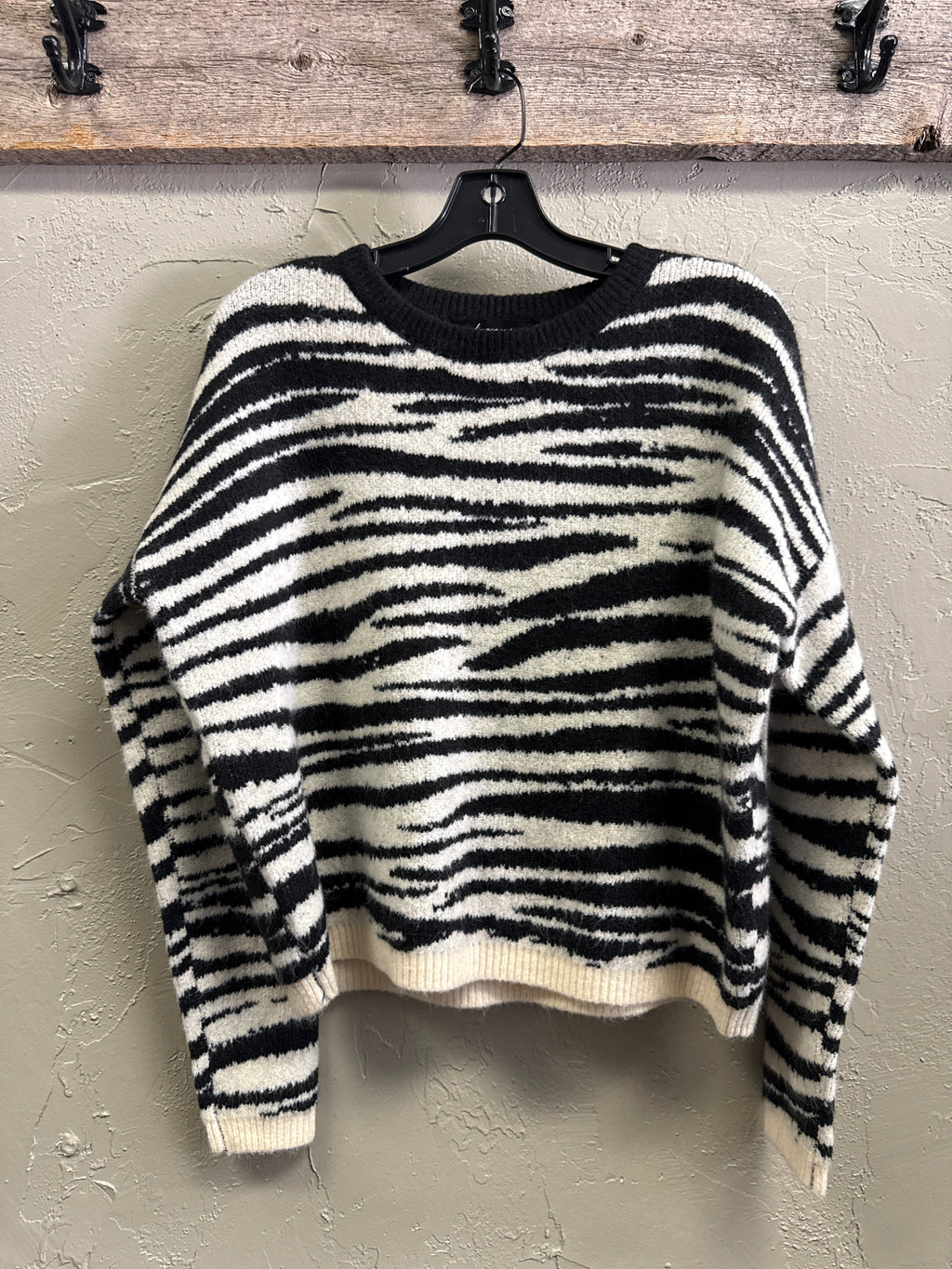 Olivaceous Zebra Print Sweater (org$78)