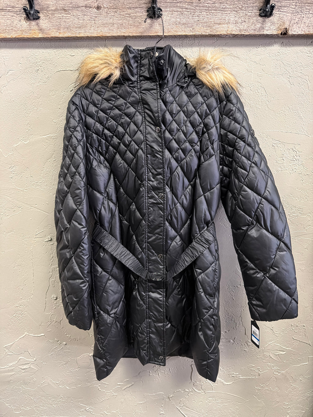 NWT Guess Quilted Puffer Coat (org$238)