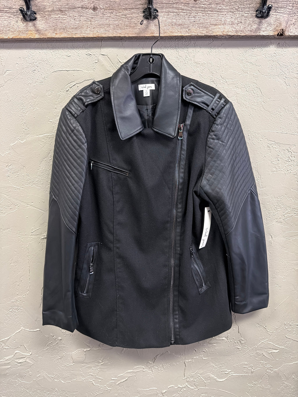 NWT Tribal Mixed Media Moto (org$169)