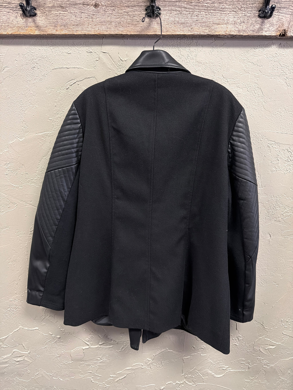 NWT Tribal Mixed Media Moto (org$169)