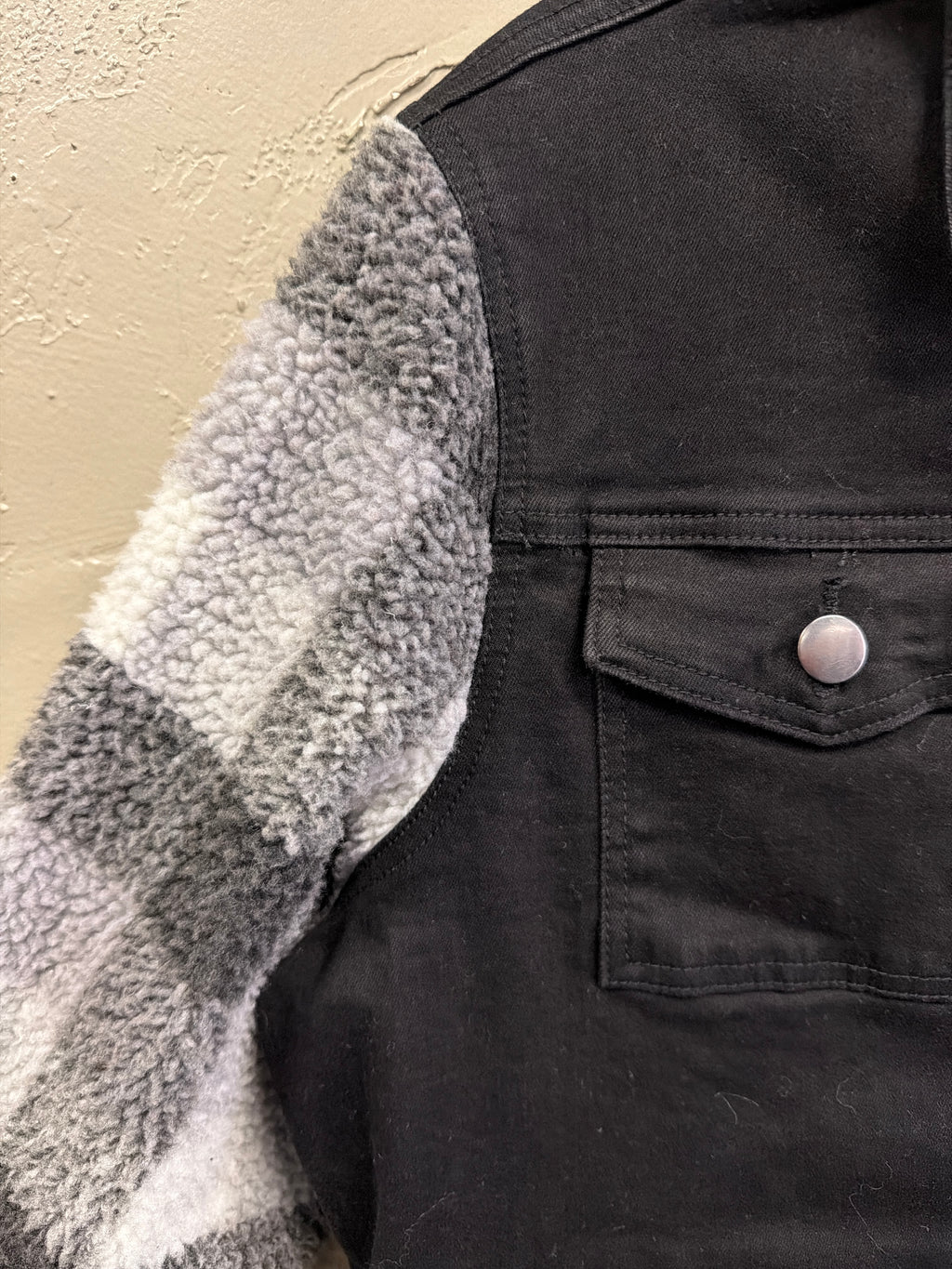 NWOT oSo Mixed Media Trucker Jacket (org$79)