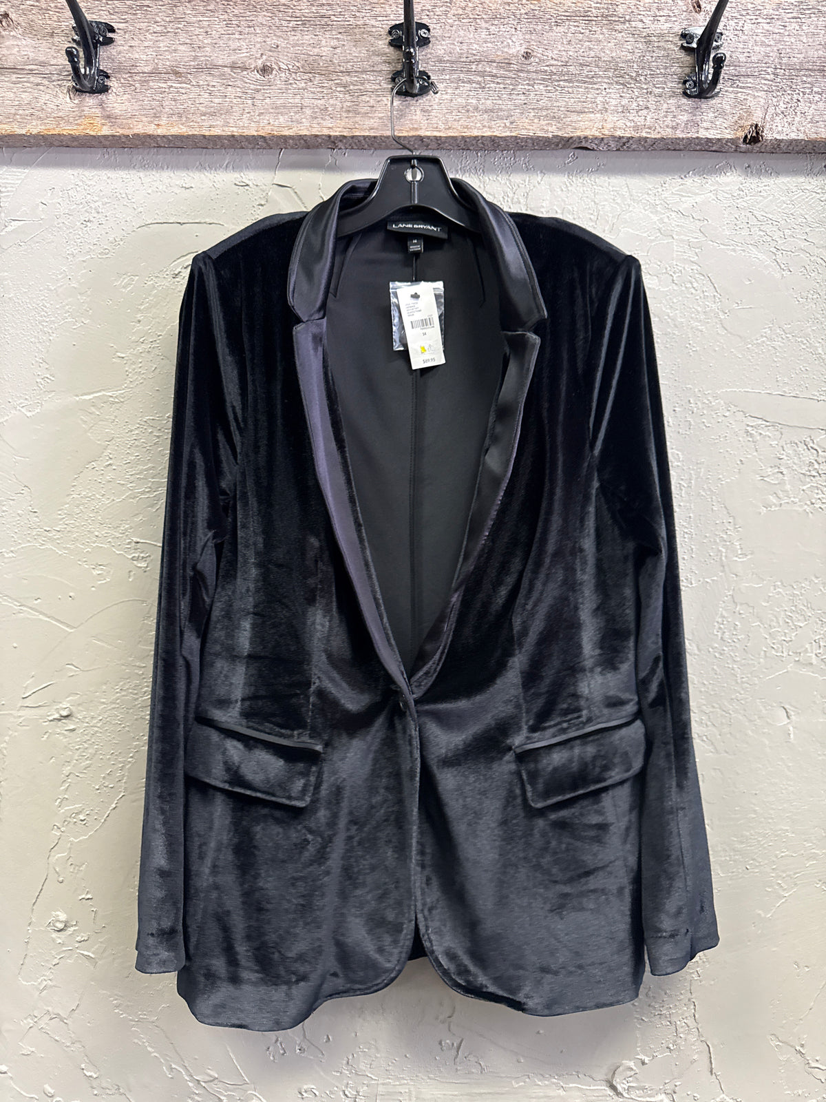 NWT Lane Bryant Velvet Blazer (org$90)