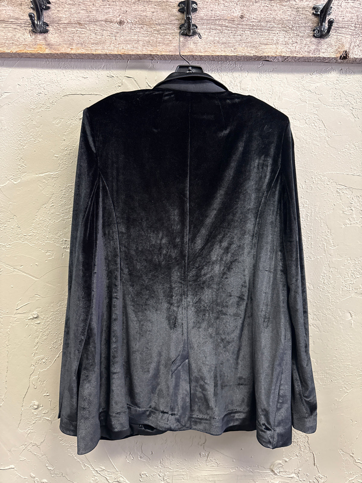 NWT Lane Bryant Velvet Blazer (org$90)