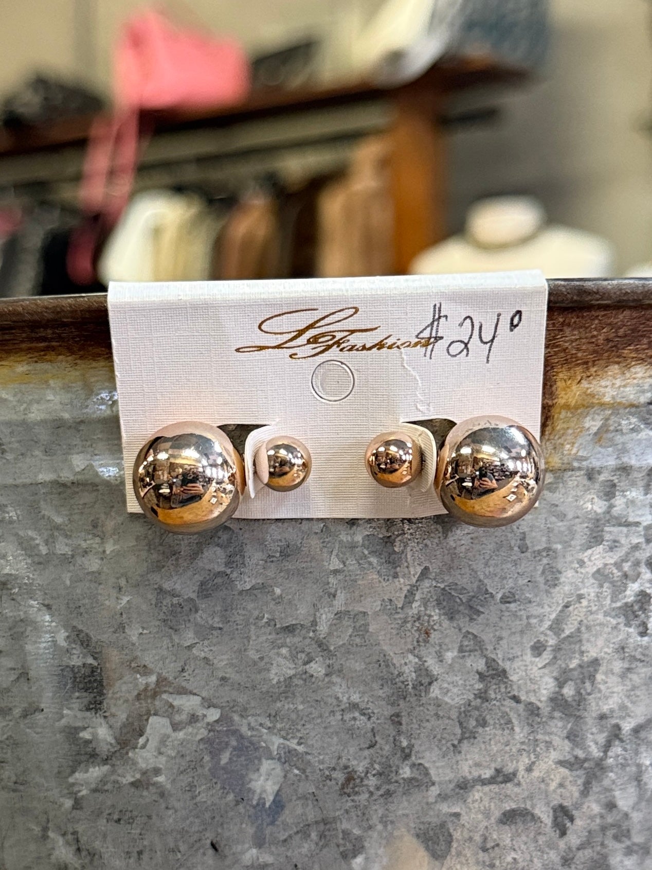 Gold Dbl-Ball Studs