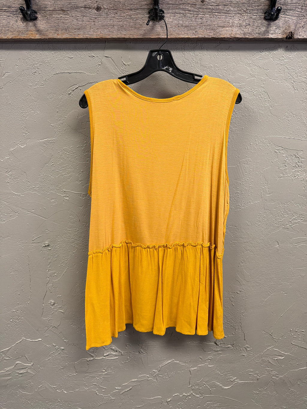 NWOT Indigo Thread Boho Crochet Yoke Top