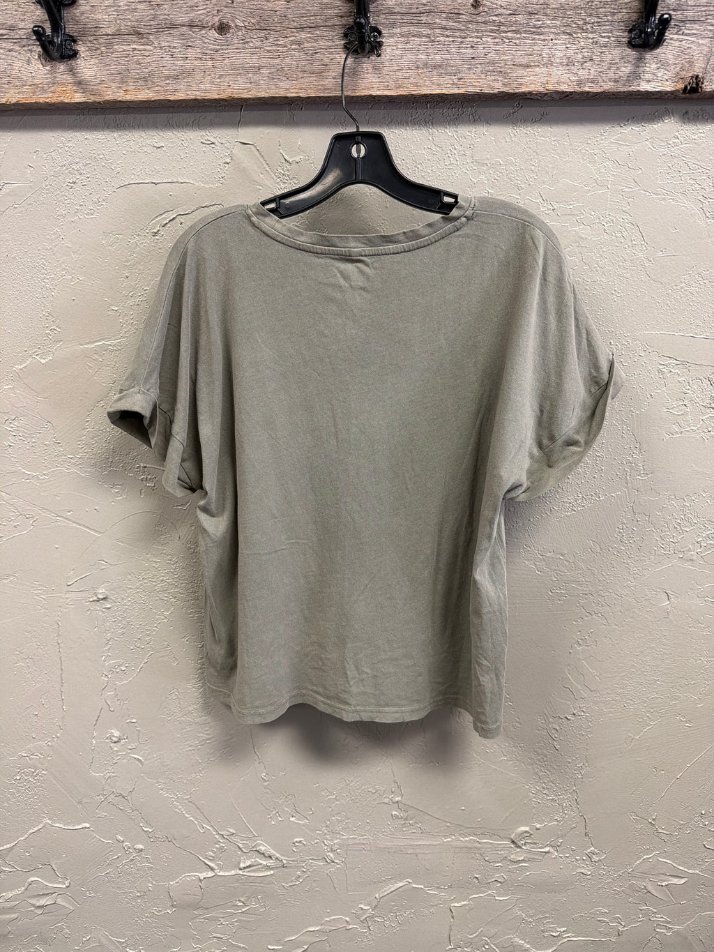 NWOT Gap Washed Crewneck Tee