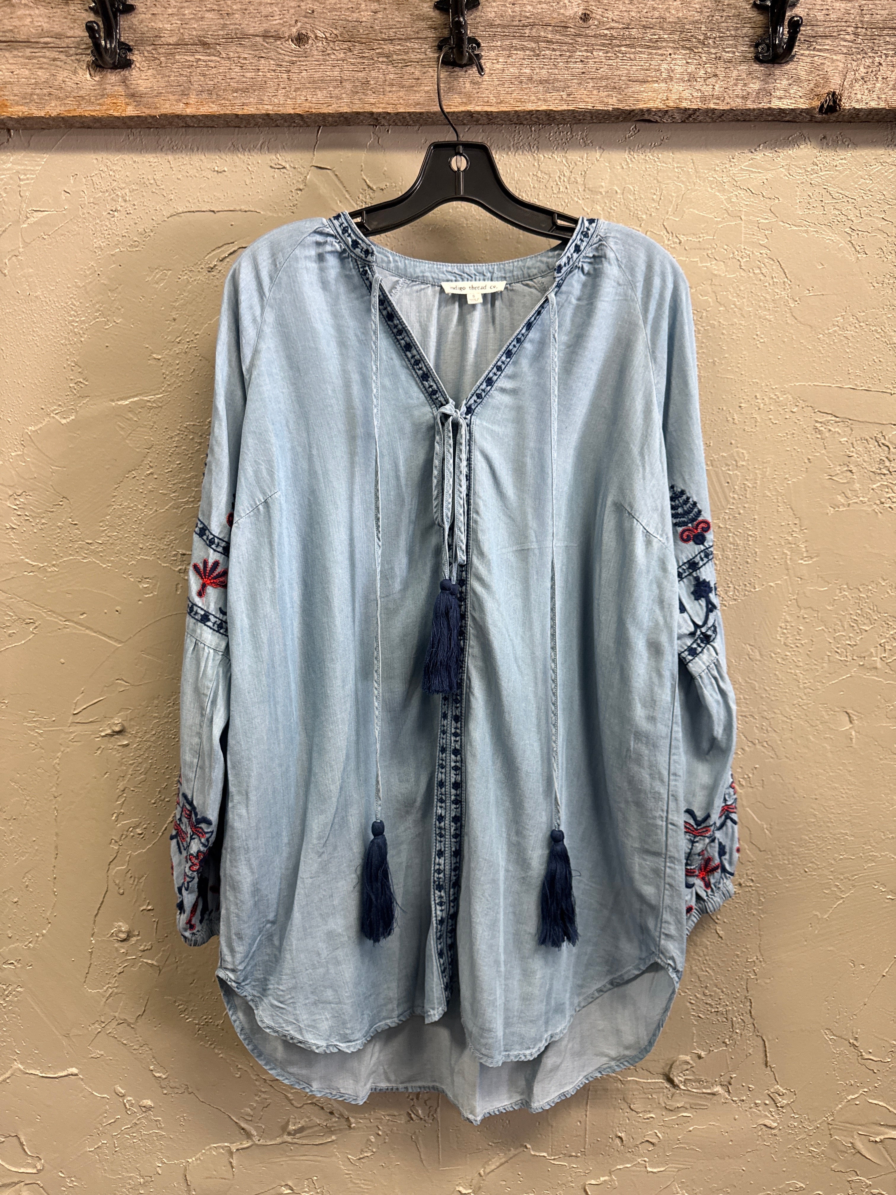 NWOT Indigo Thread Embroidered Boho Blouse