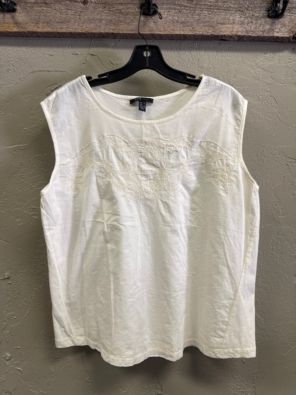 NWOT MNG Embroidered Top (org$49)