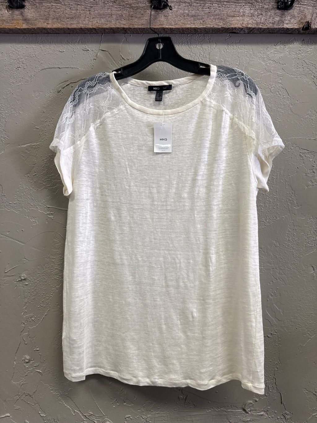 NWT MNG Lace Shoulder Raglan Tee (org$36)