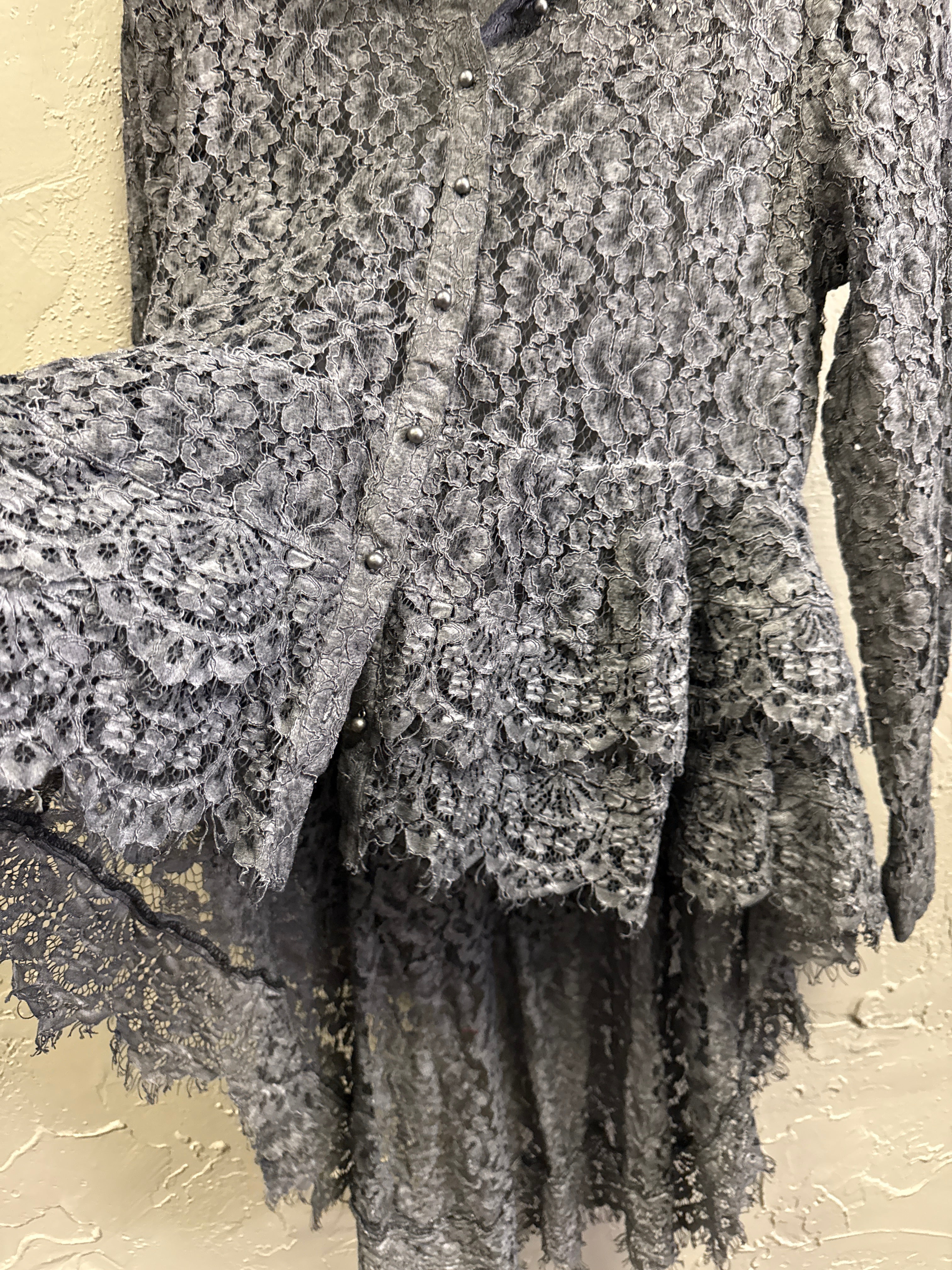 NWOT Indigo Thread Lace Hi-Lo Peplum Jacket
