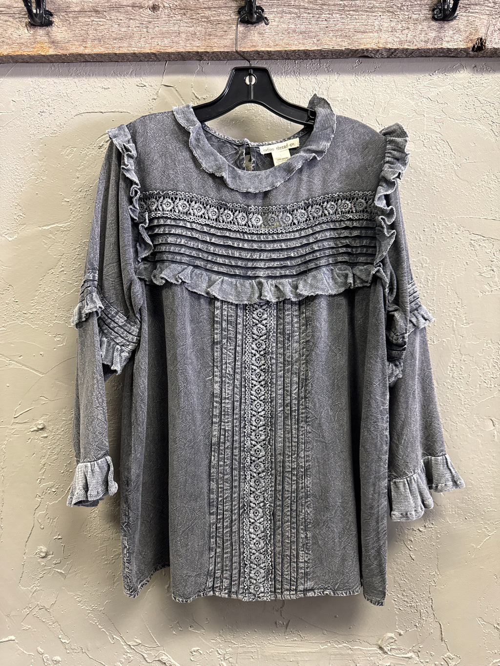 NWOT Indigo Thread Lace Ruffle Top ($58)