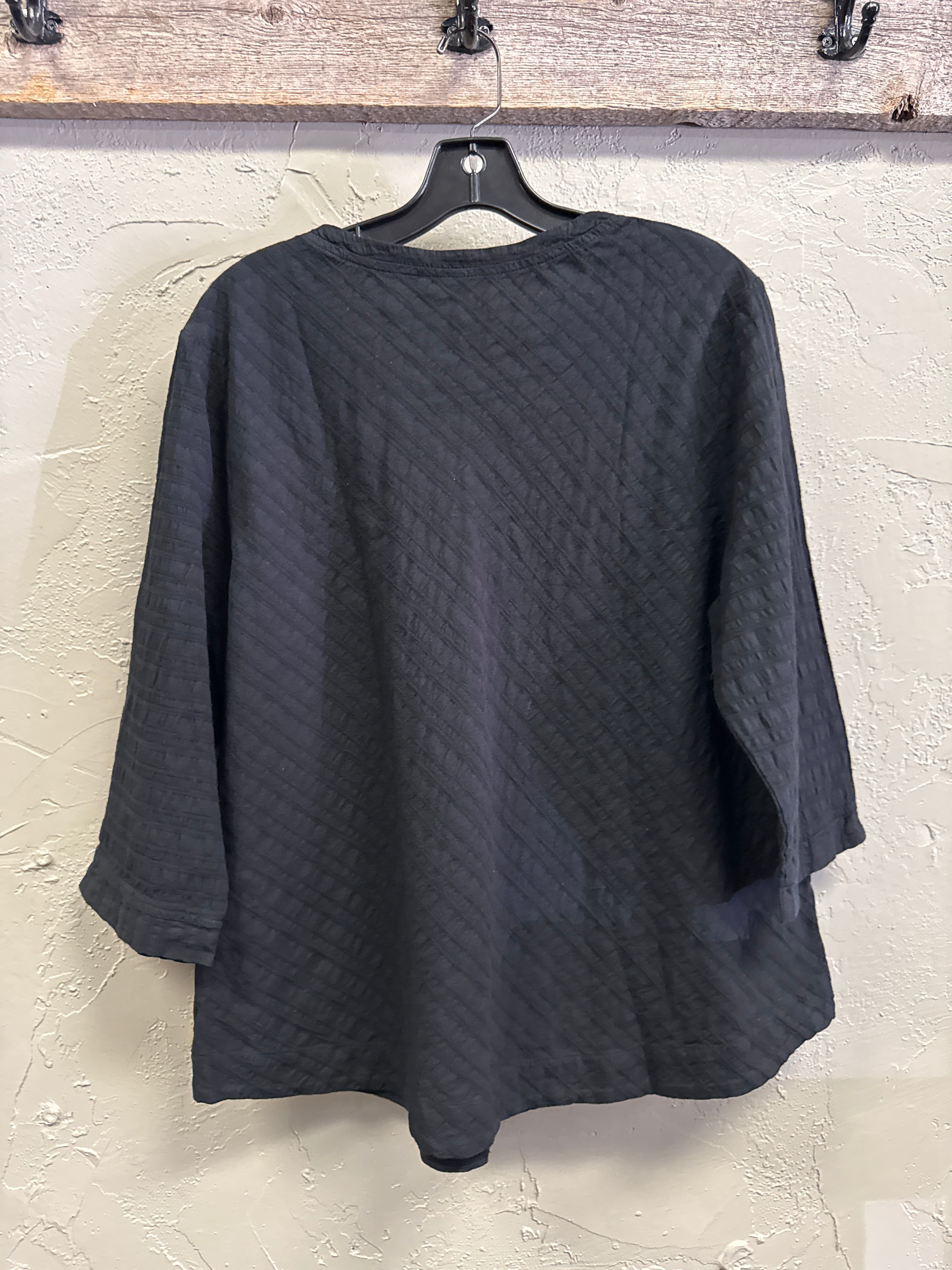 NWT Focus 3/4 Sleeve Top (org$66)