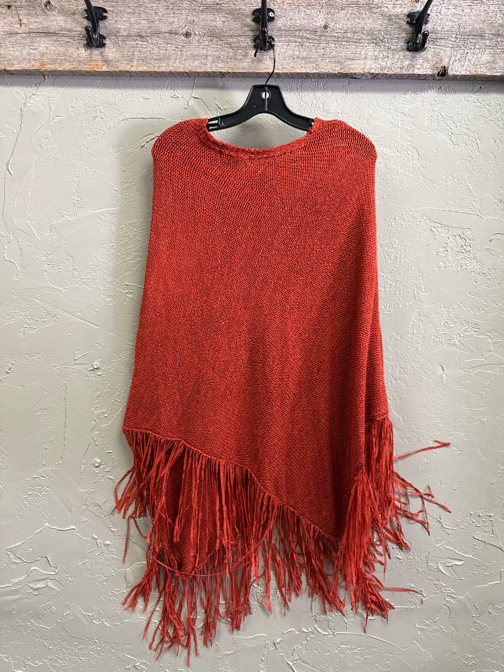 NWOT Indigo Thread Fringe Poncho (org$68)
