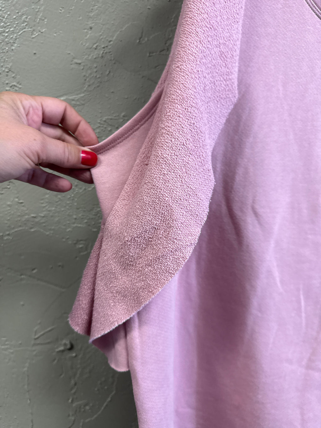 NWOT Indigo Thread Flutter Sleeve Pullover