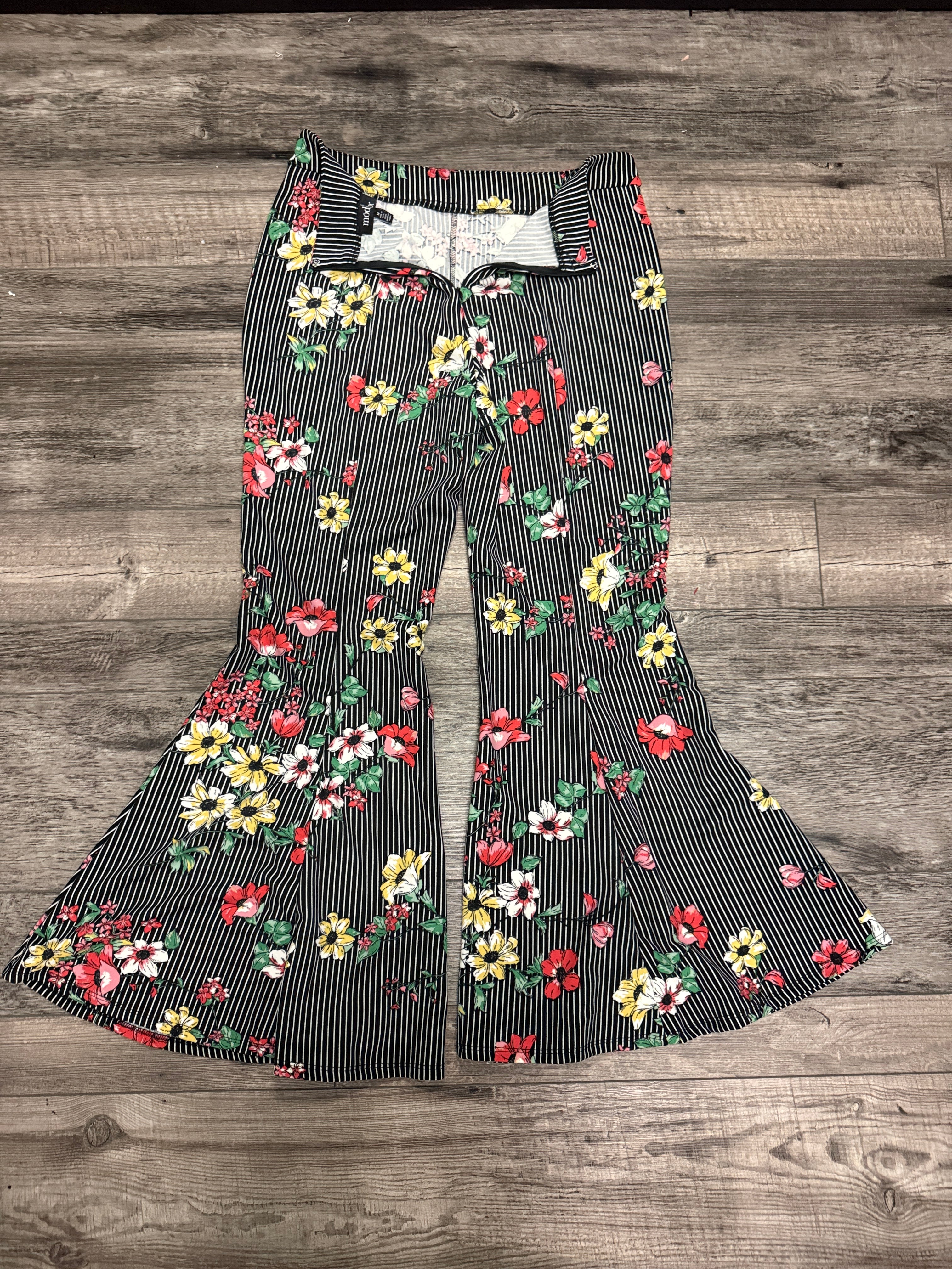 NWOT mod/x Flared Floral Pant (org$48)