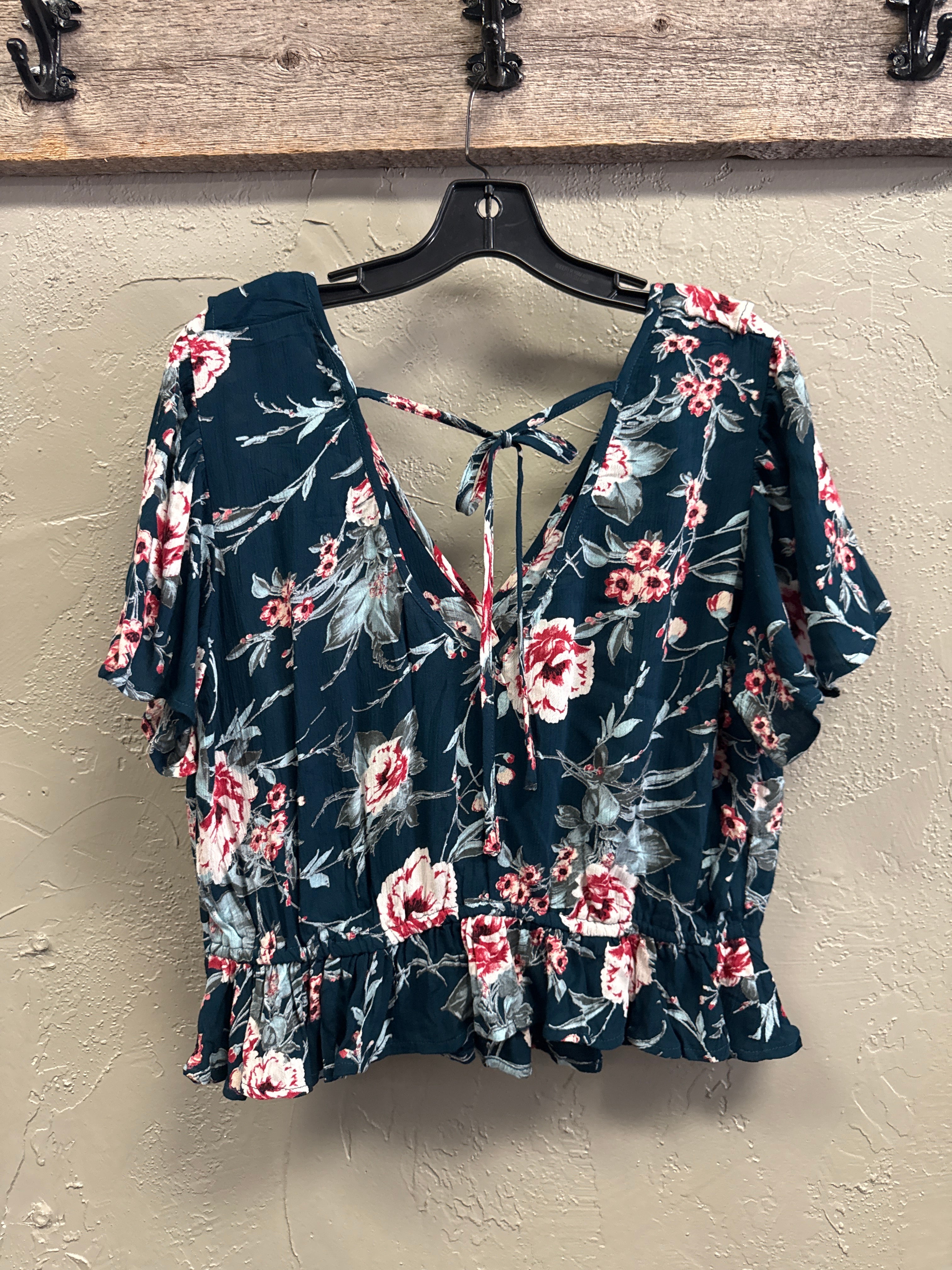 NWT Band of Gypsies Floral Ruffle Blouse