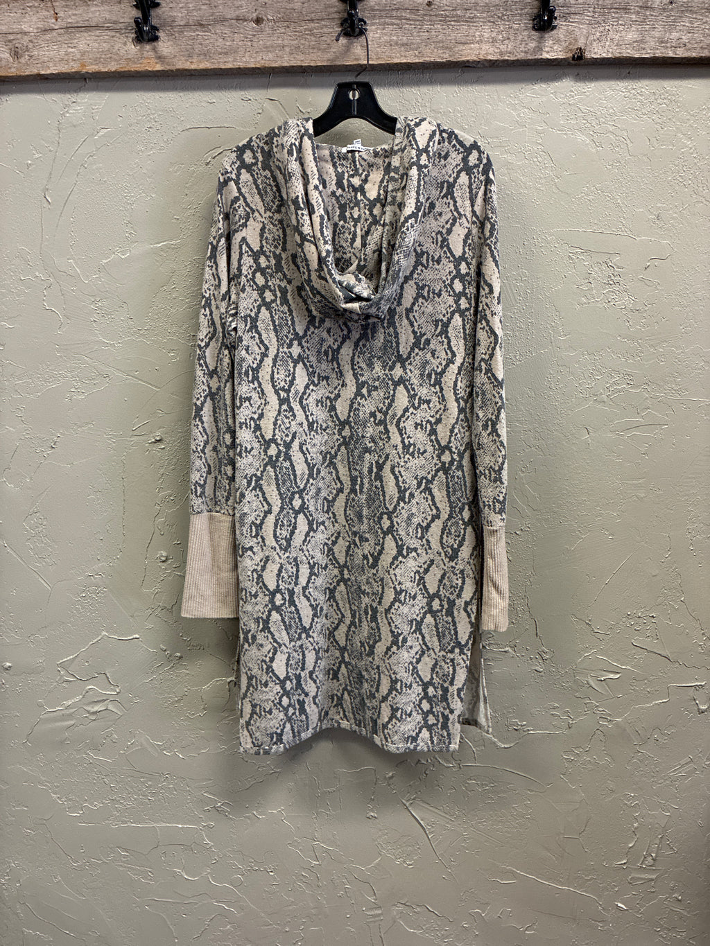Theo & Spence Snakeskin Print Duster (org$98)