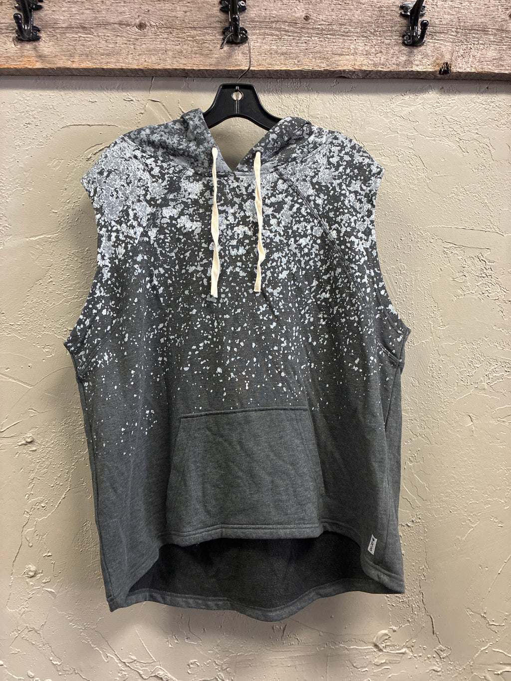 NWOT R8 Sleeveless Hoodie (org$119)