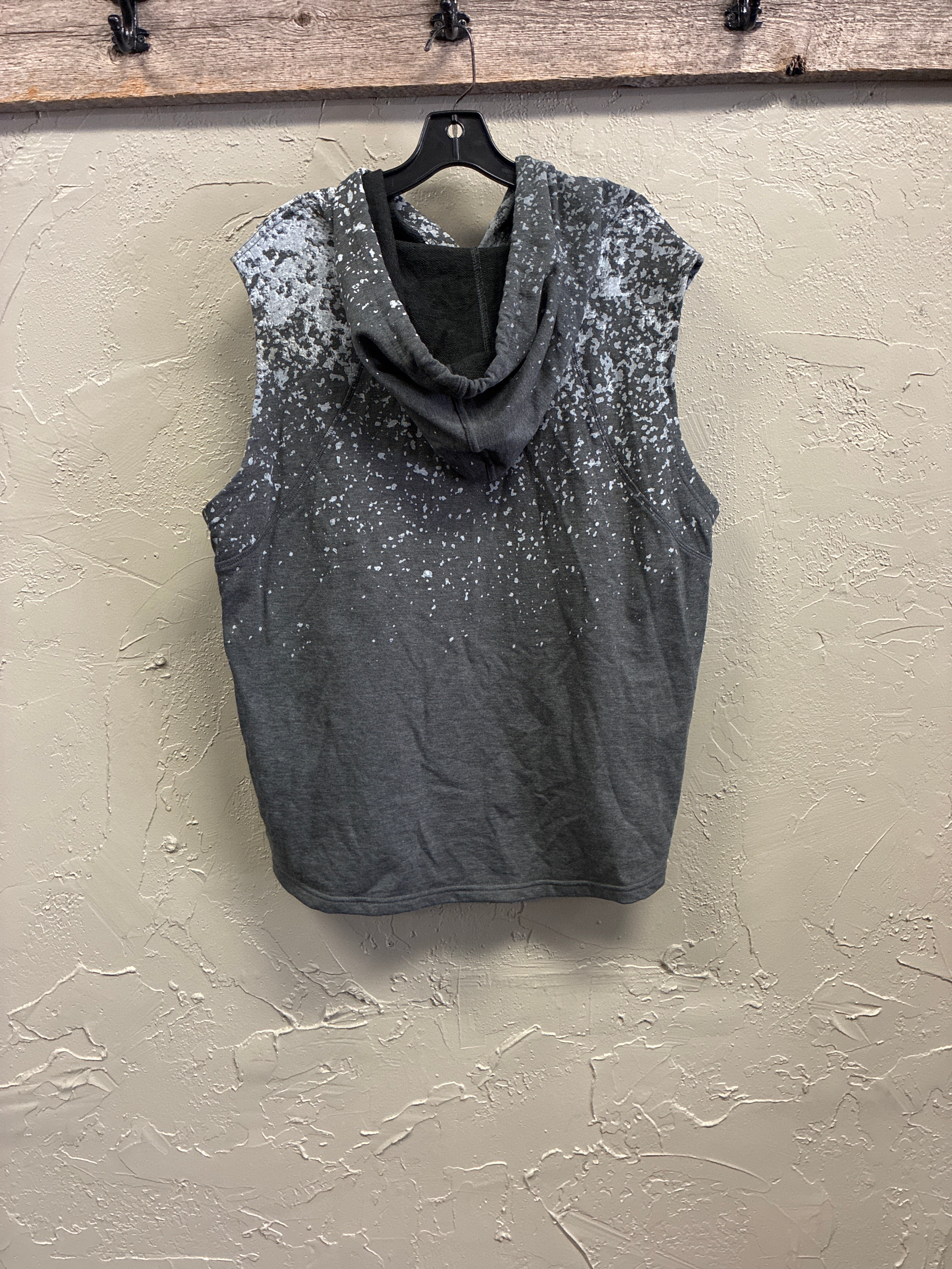 NWOT R8 Sleeveless Hoodie (org$119)