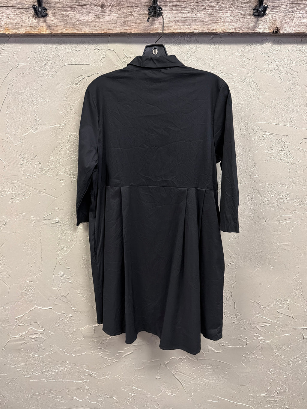 NWOT Chalet Pleated Shirtdress (org$120)
