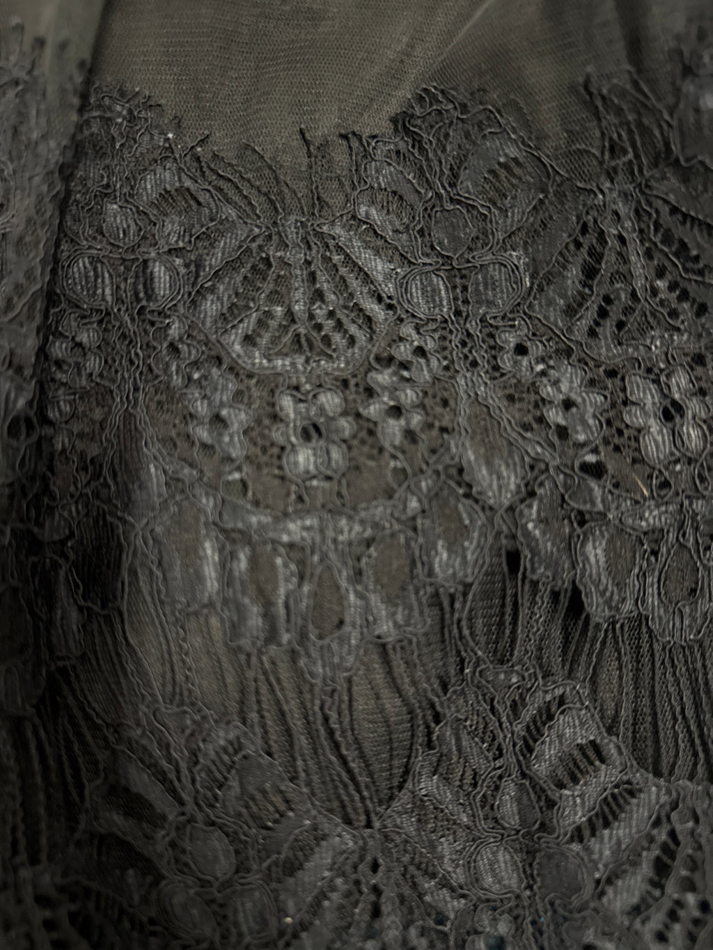 NWOT Kate & Mallory Mesh Overlay Skirt