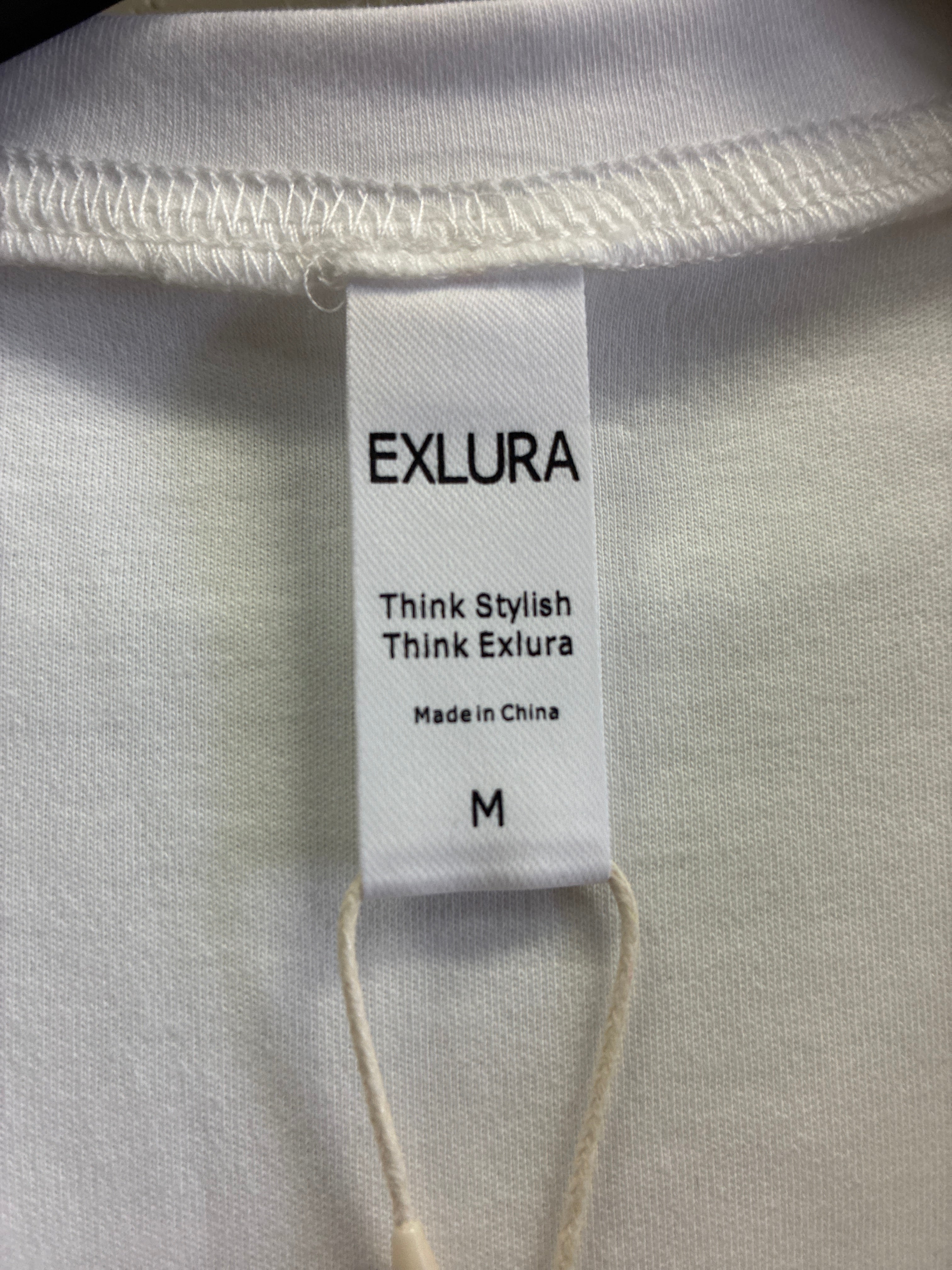NWT Exlura Short Sleeve Crop Tee