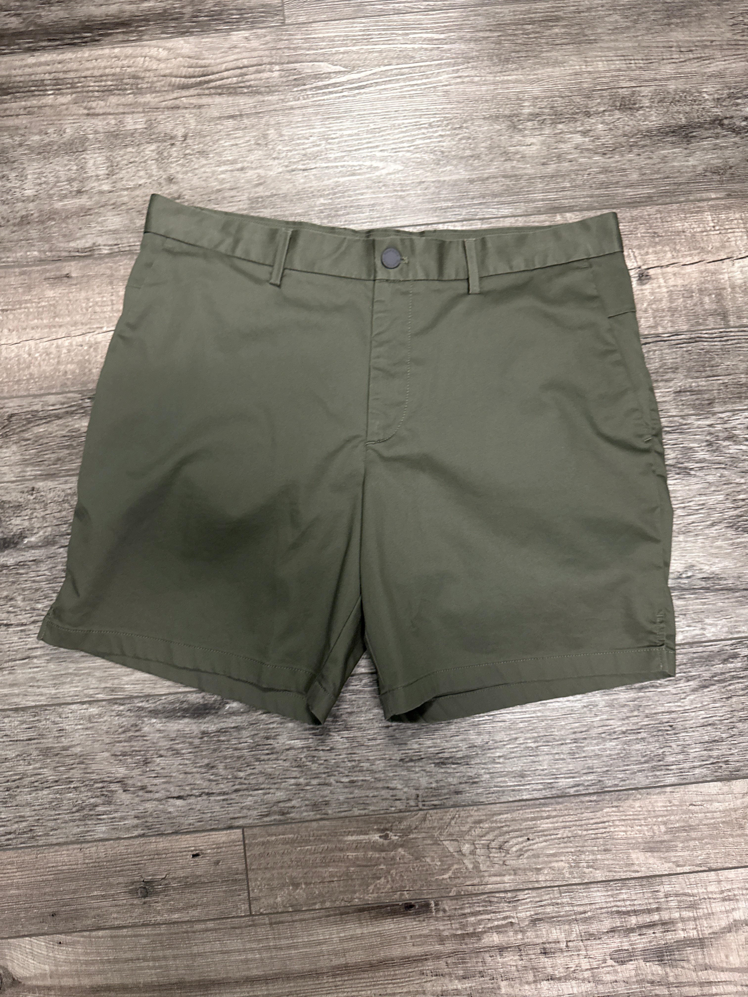 Banana Republic Chino Shorts (org$80)