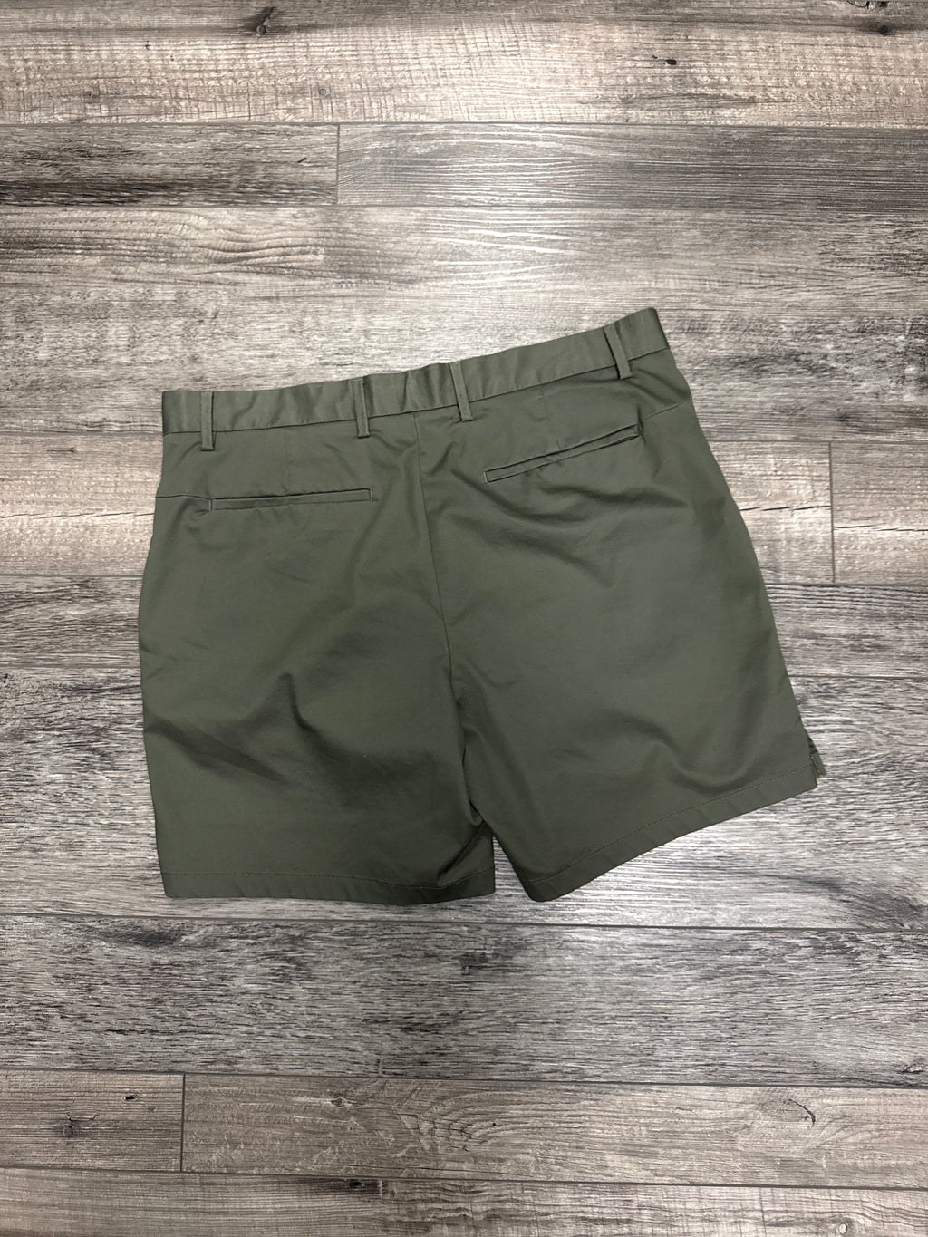 Banana Republic Chino Shorts (org$80)