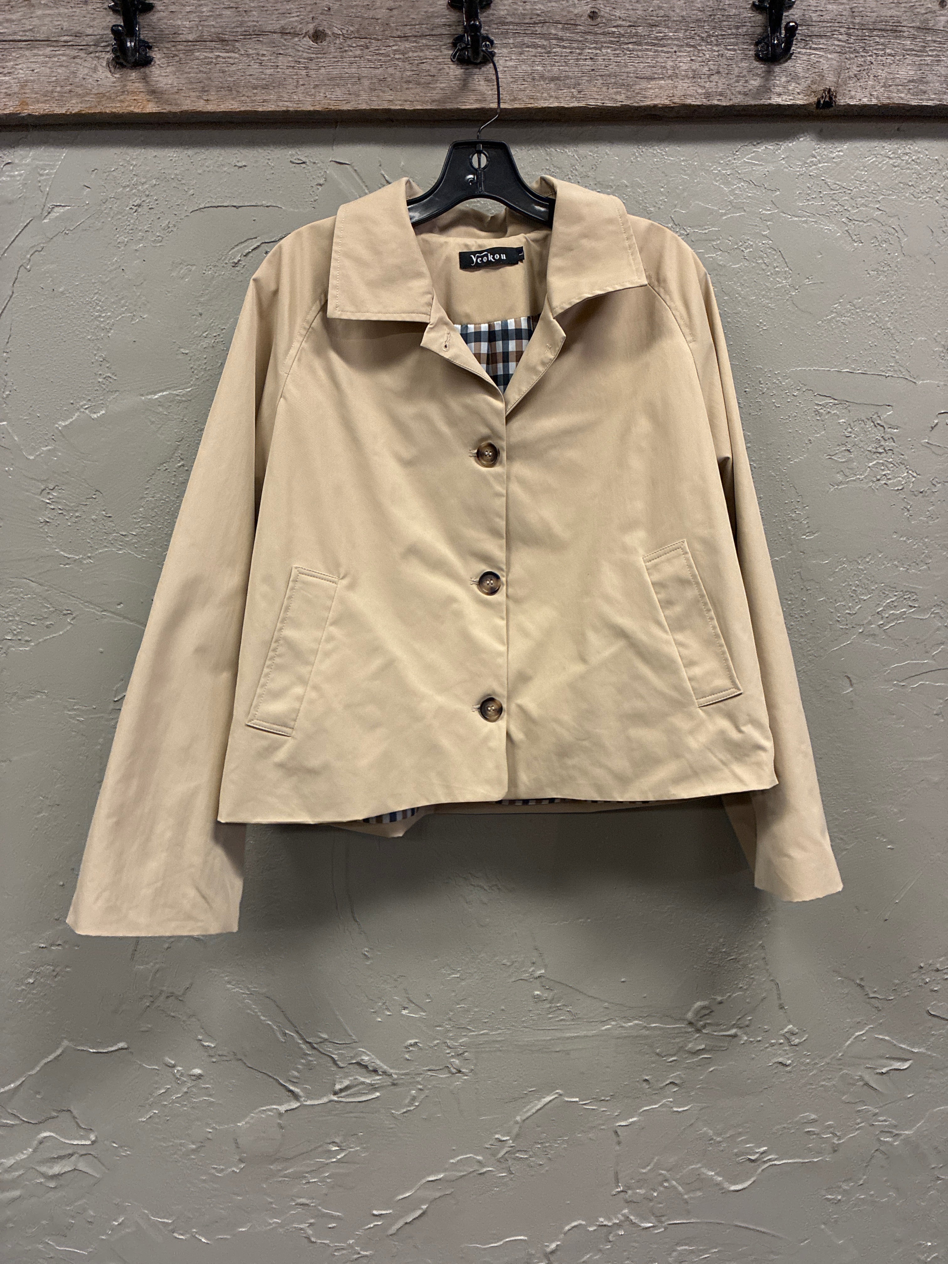 Yeokou Cropped Trench Coat